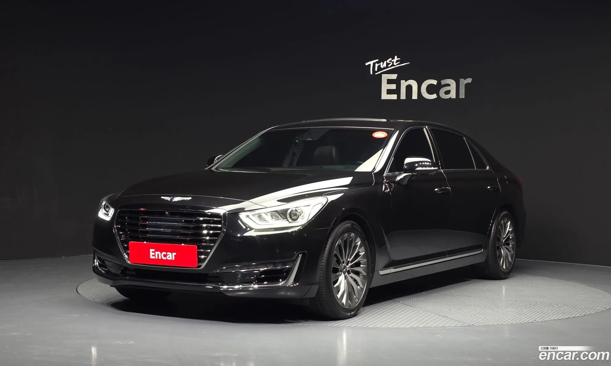 Genesis EQ900 2017 — 14