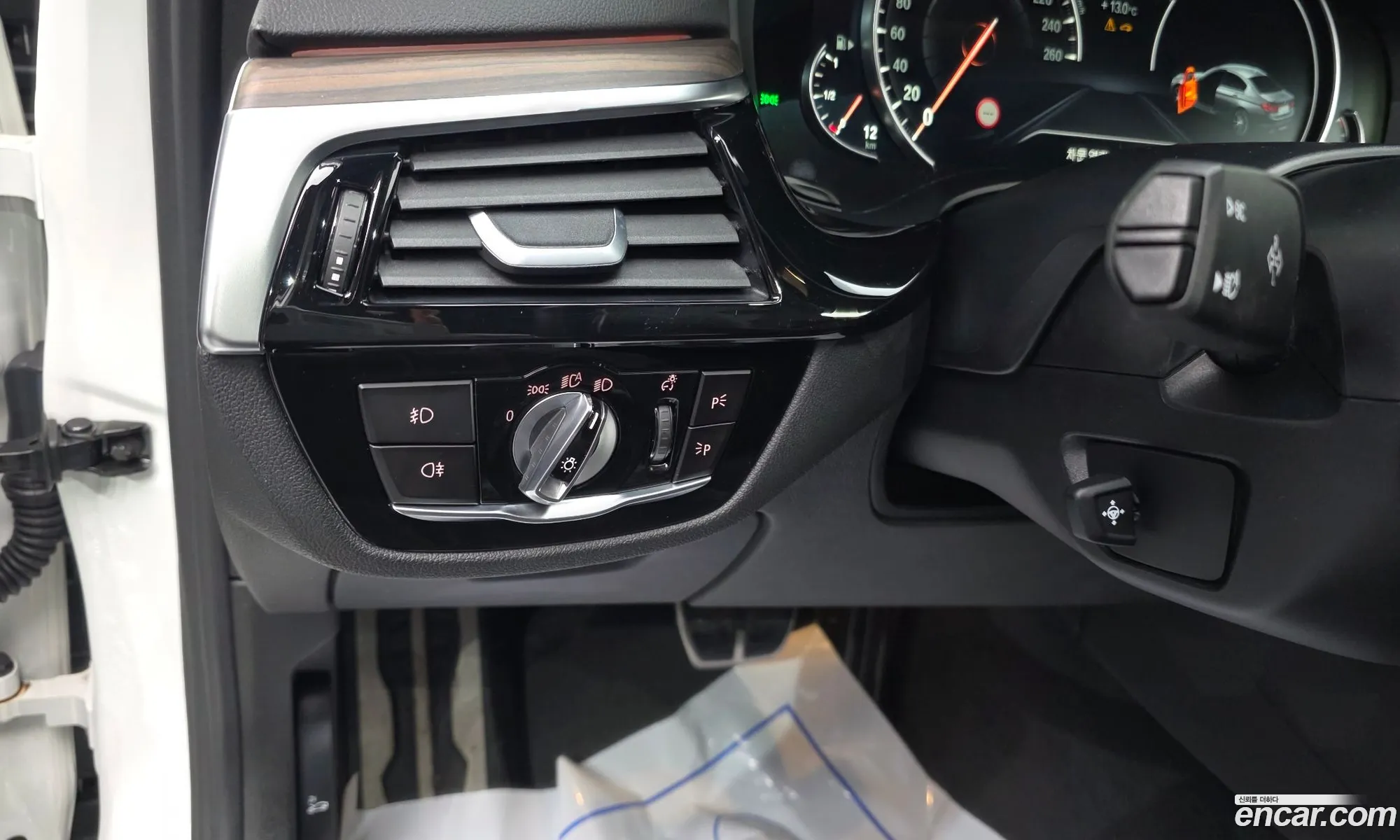 BMW 5 Series 2017 WBAJD3106JWC13638 — 13