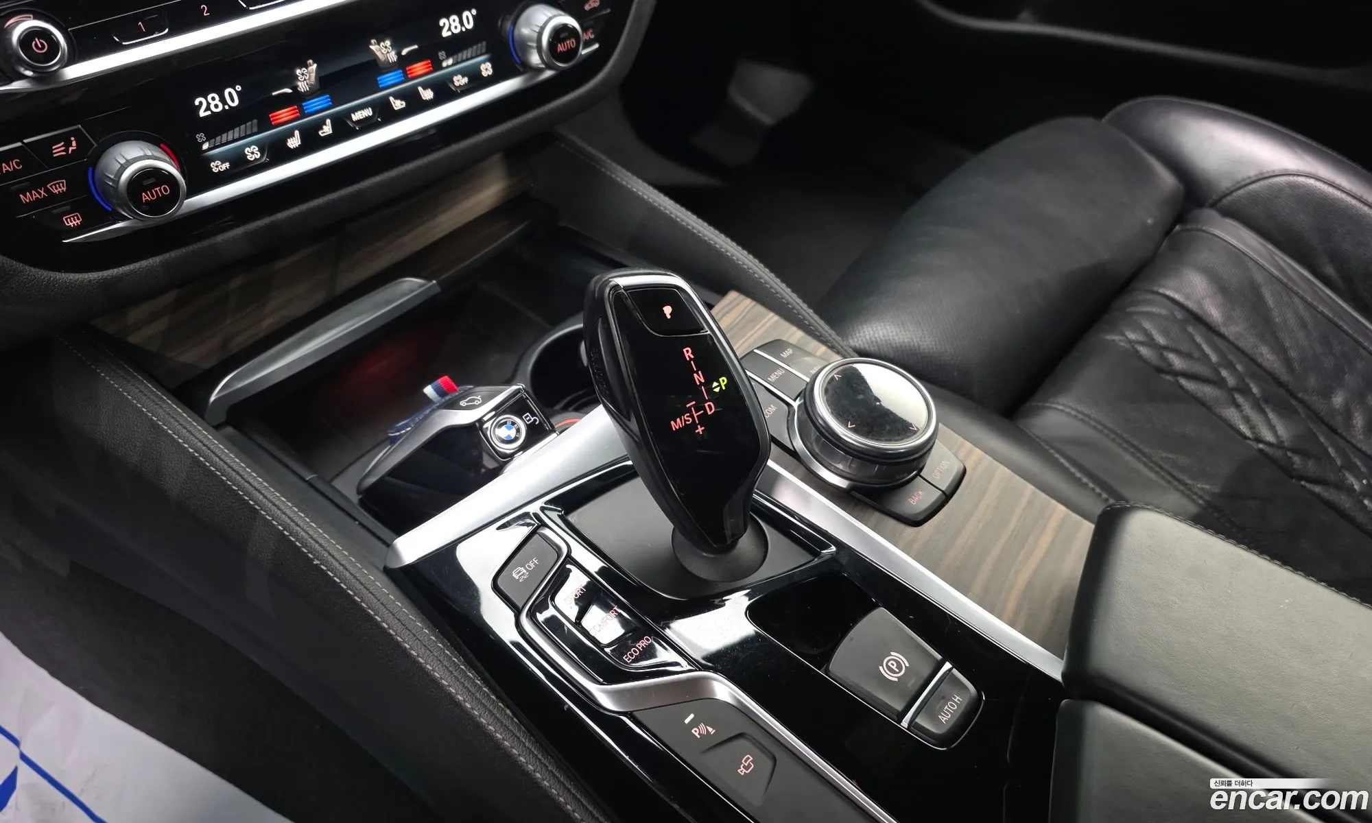 BMW 5 Series 2017 WBAJD3106JWC13638 — 7