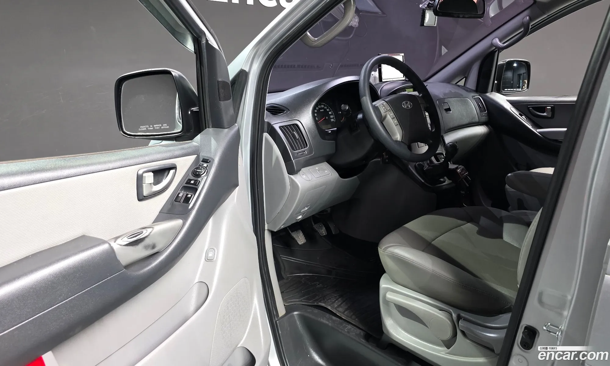 Hyundai Grand Starex 2014 — 12