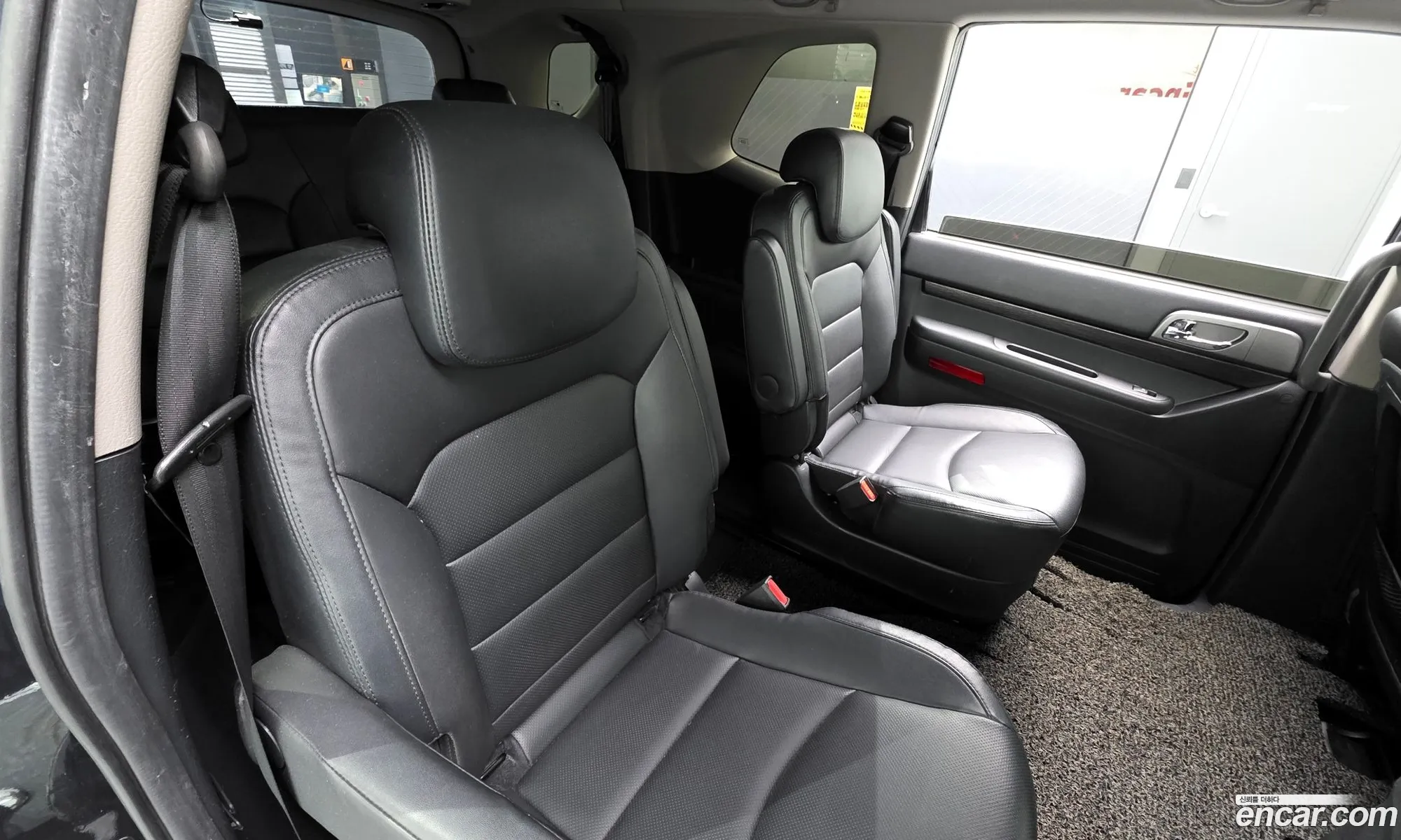 KG Mobility (SsangYong) Korando Turismo 2017 — 2