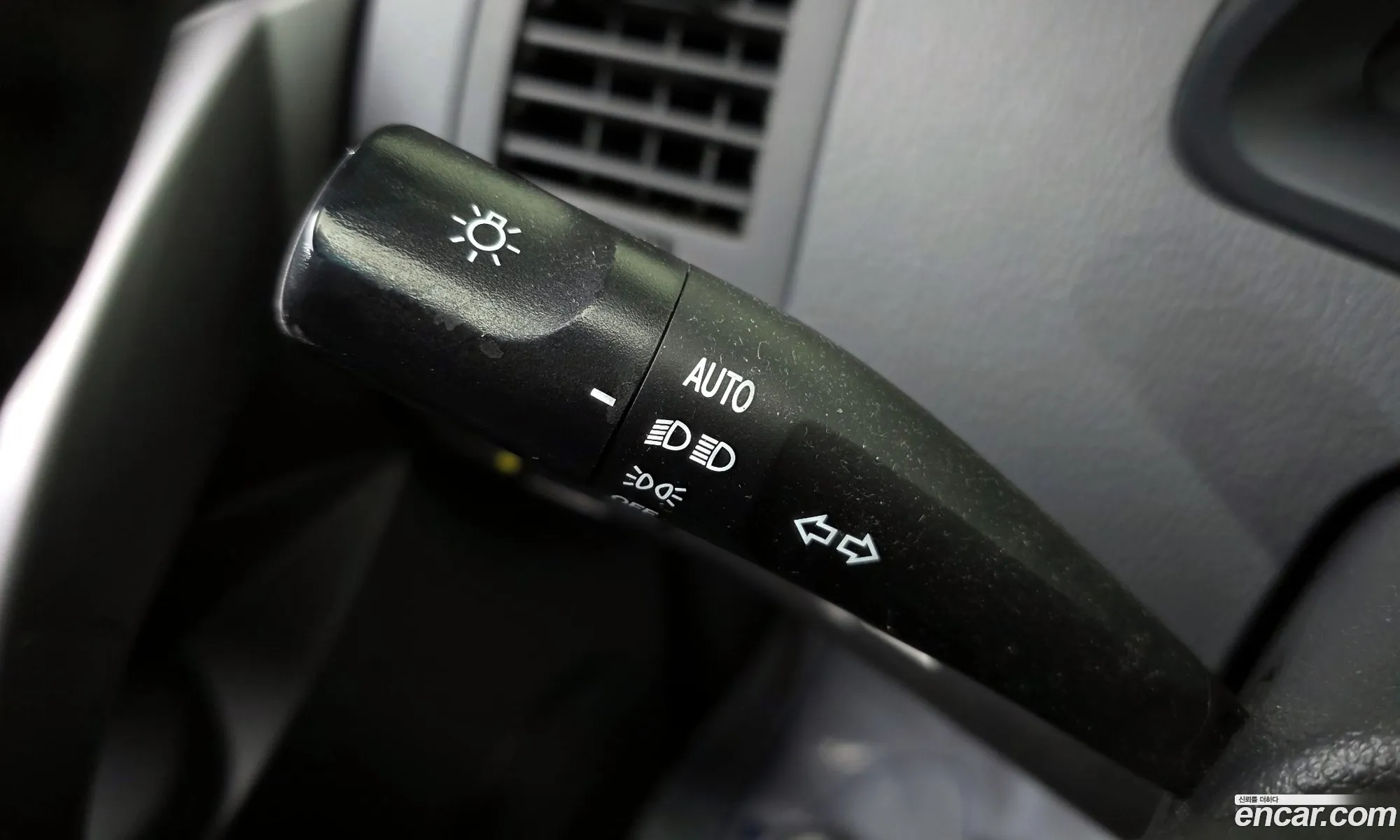 KG Mobility (SsangYong) Korando Turismo 2017 — 3