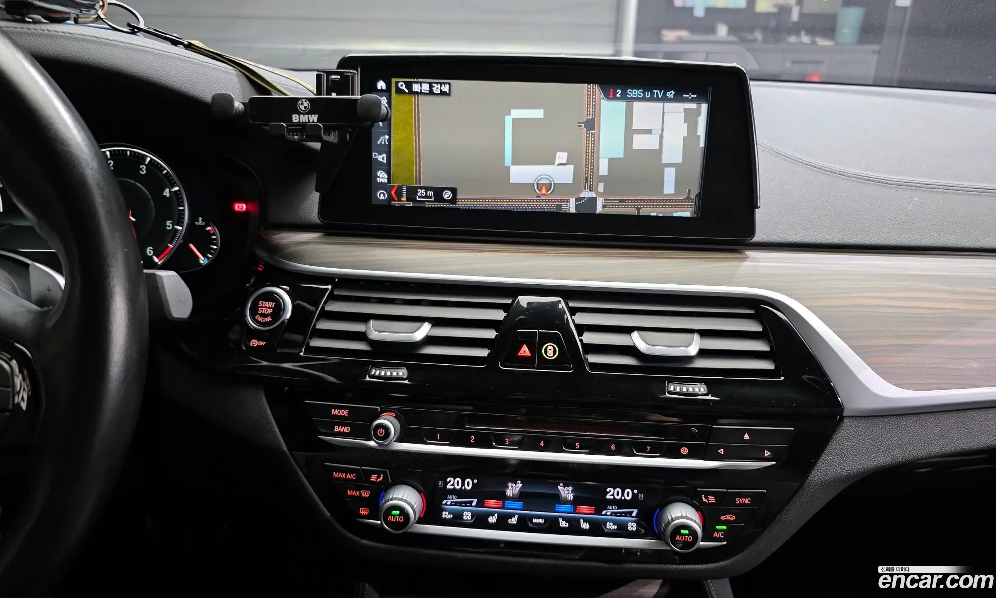 BMW 5 Series 2017 — 15