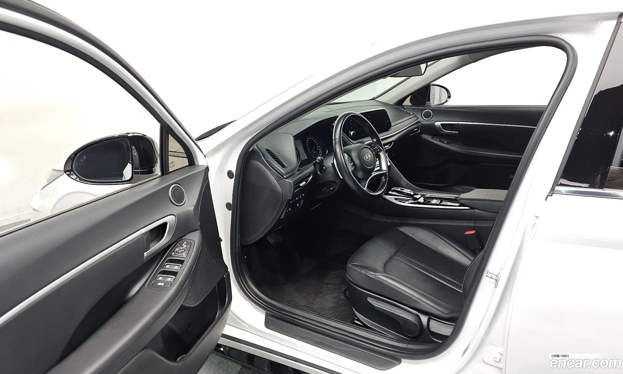 Hyundai Sonata 2022 — 12