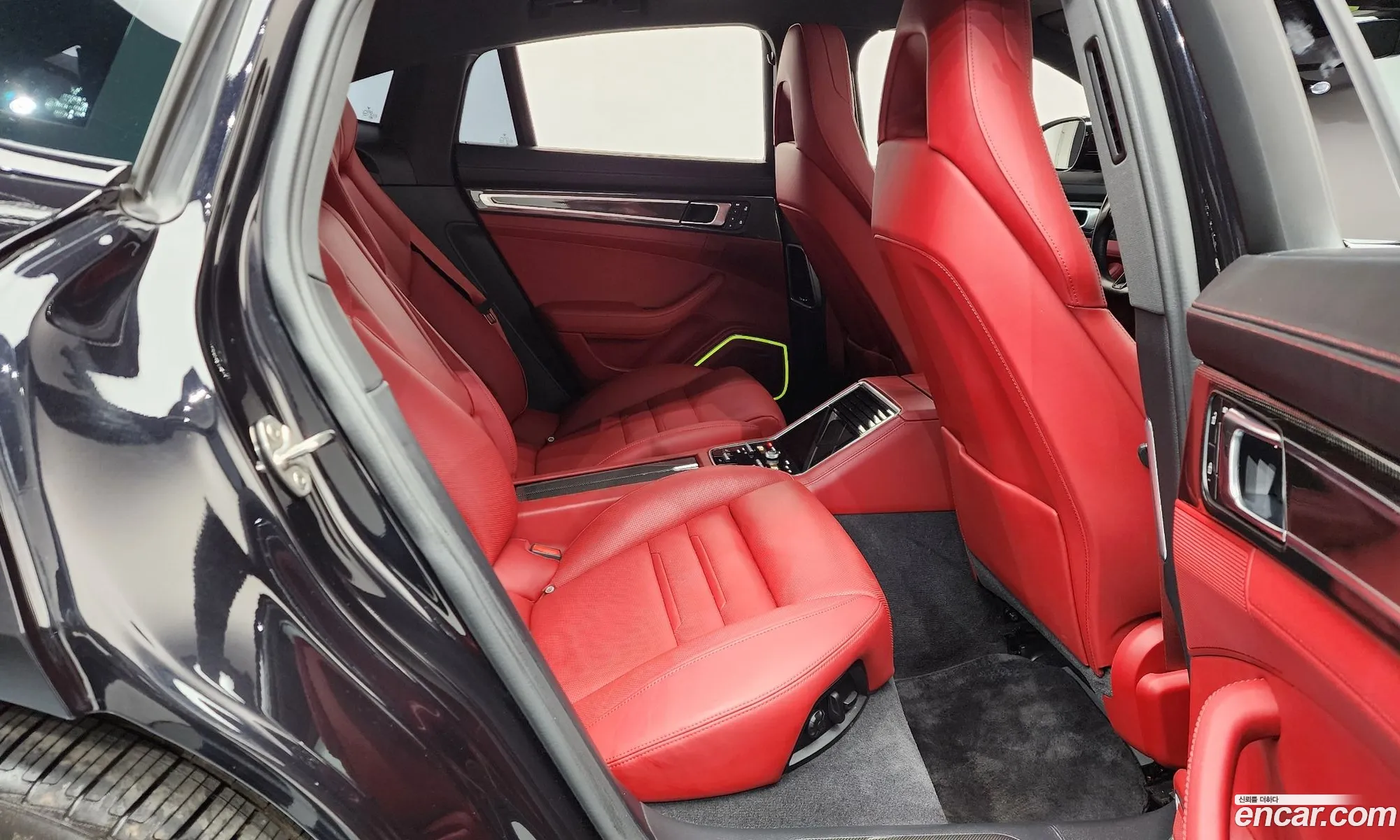 Porsche Panamera 2023 — 2