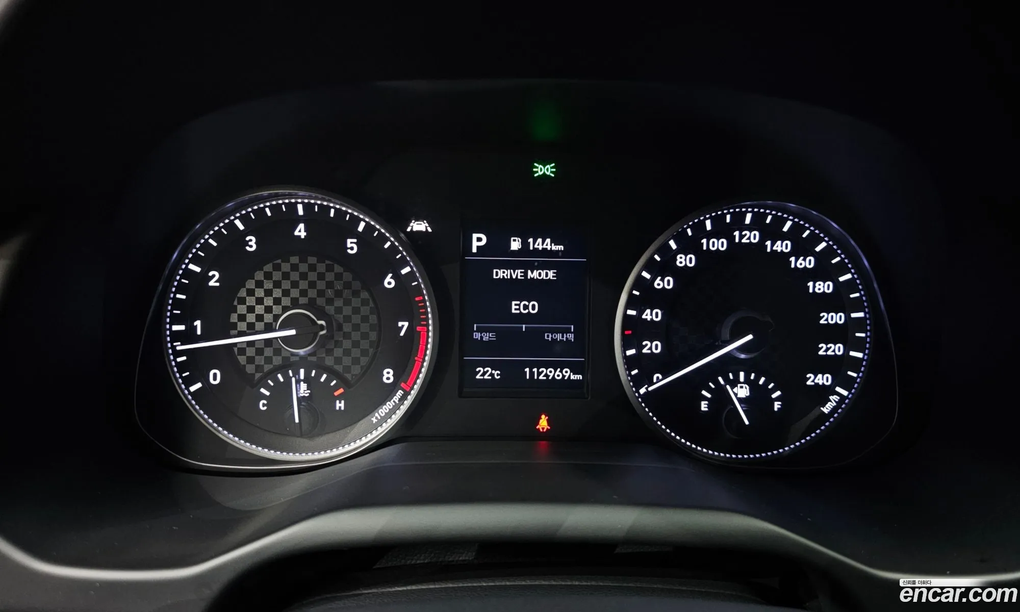 Hyundai Elantra AD 2018 — 17