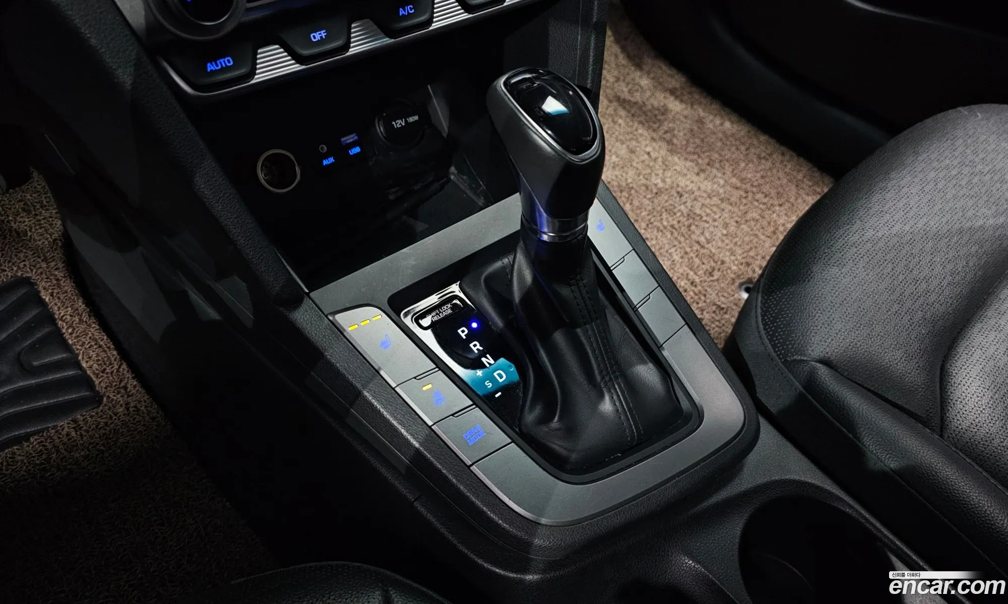 Hyundai Elantra AD 2018 — 13