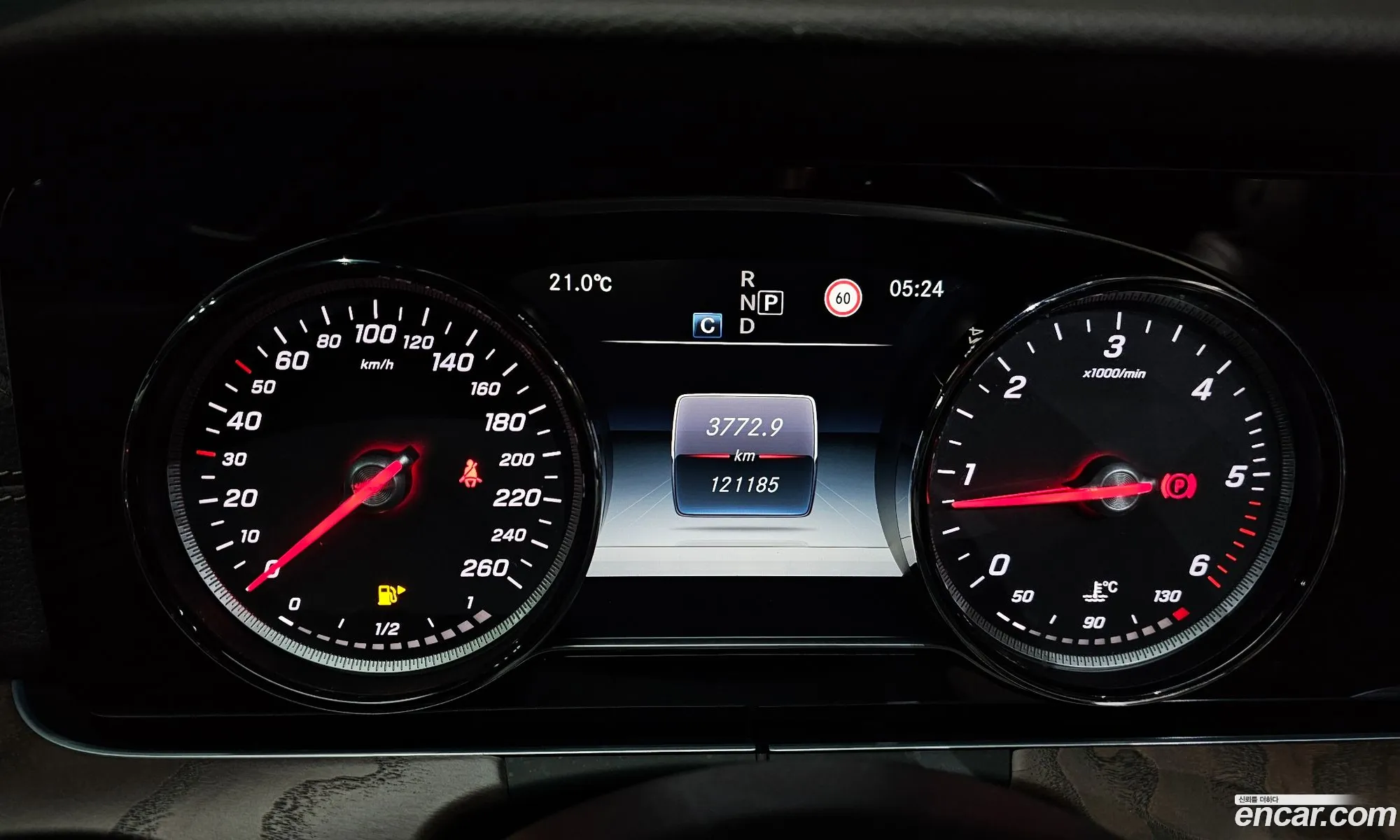 Mercedes-Benz E-Class W213 2016 WDDZF0EB8HA108653 — 8