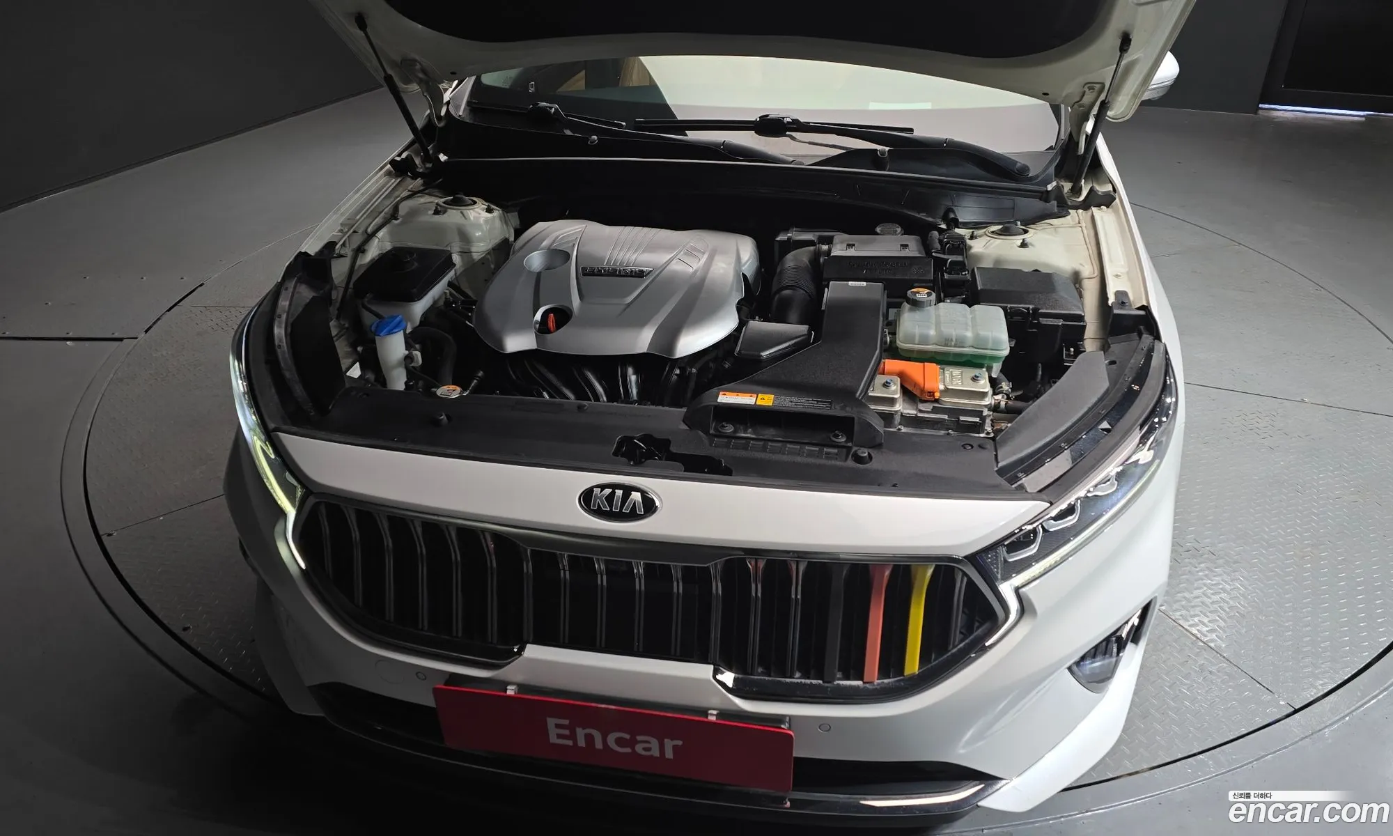 Kia K7 Premier Hybrid 2019 — 14