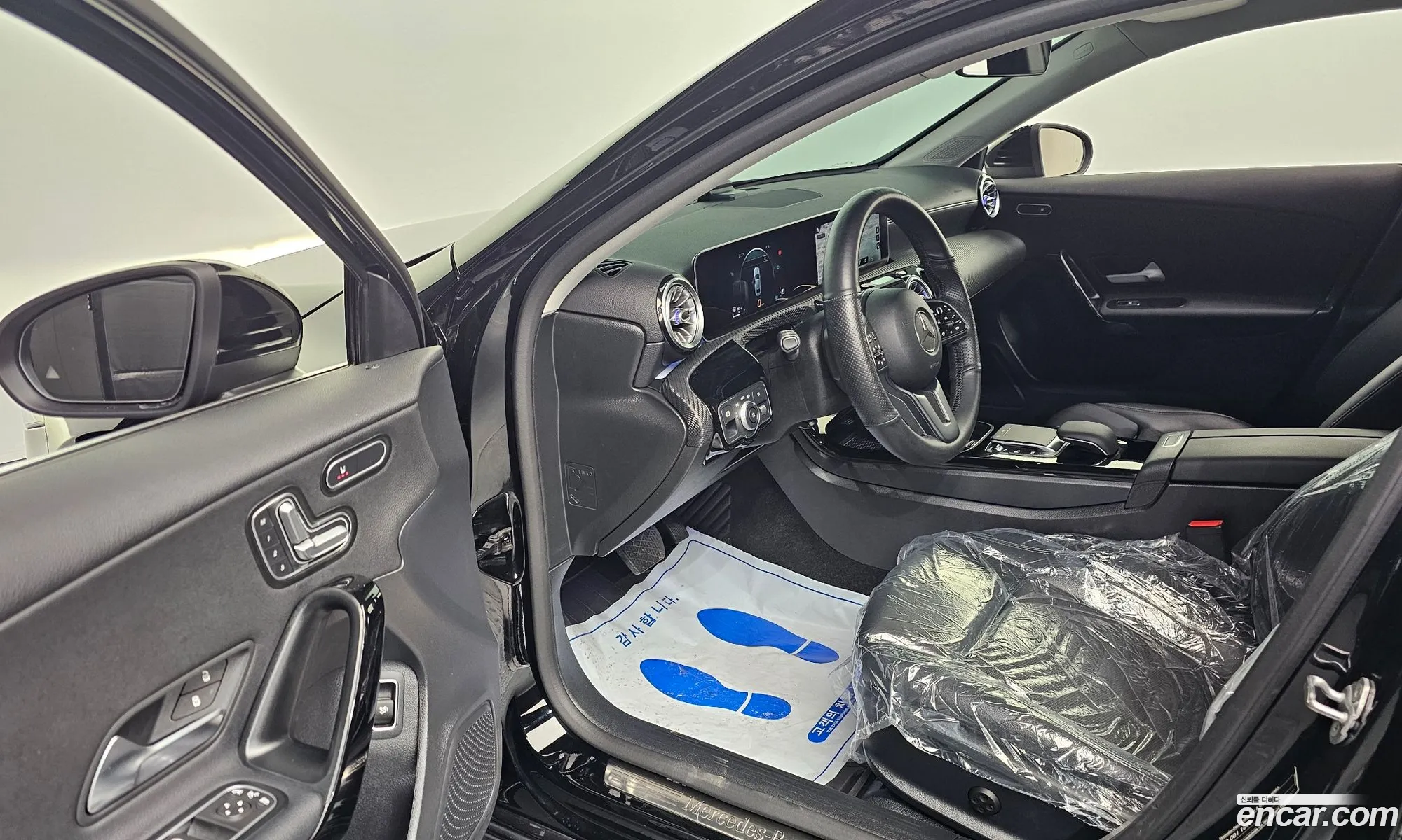 Mercedes-Benz A-Class W177 2020 — 14