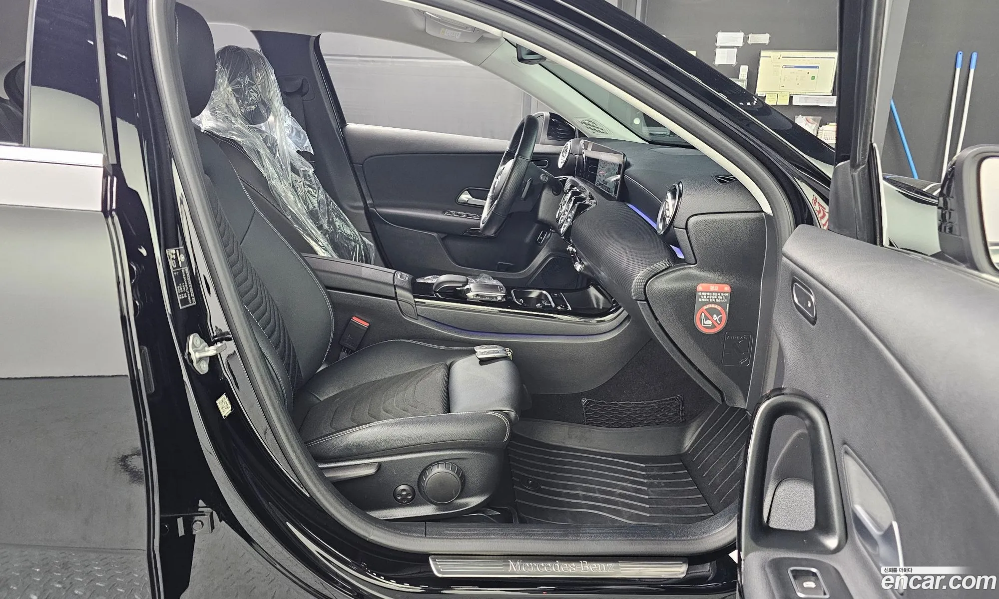Mercedes-Benz A-Class W177 2020 — 12