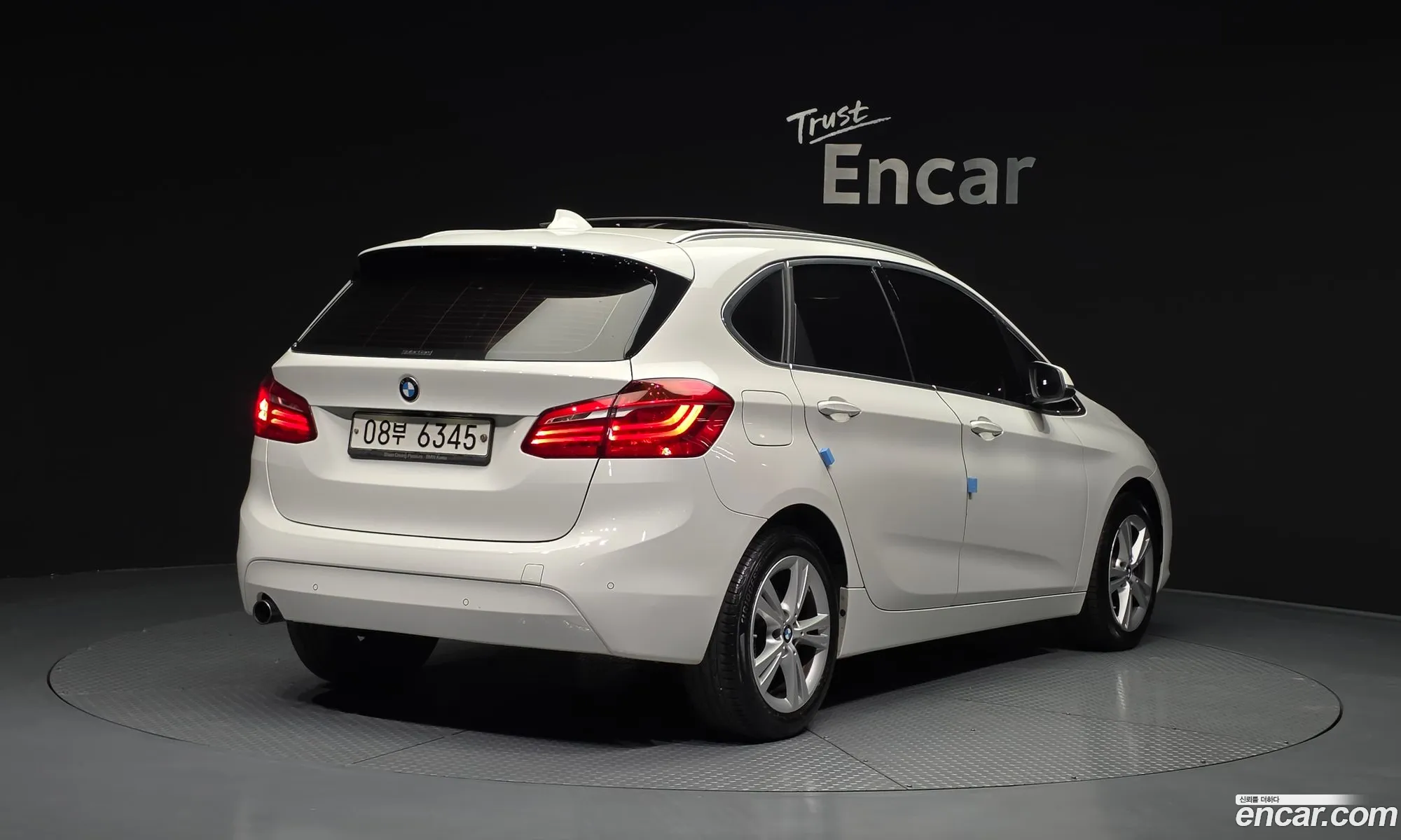 BMW 2 Series Active Tourer 2018 WBA2C1109J7A32636 — 17