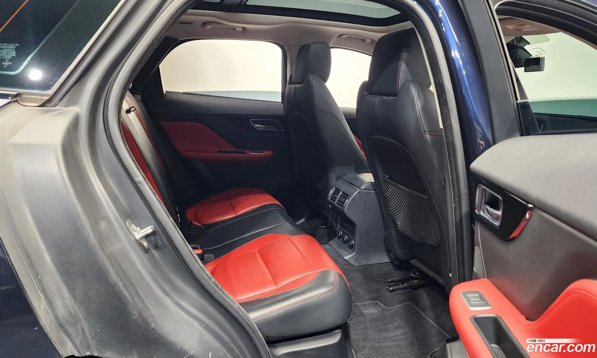 Jaguar F-Pace 2016 SADCA2BN6HA080185 — 8