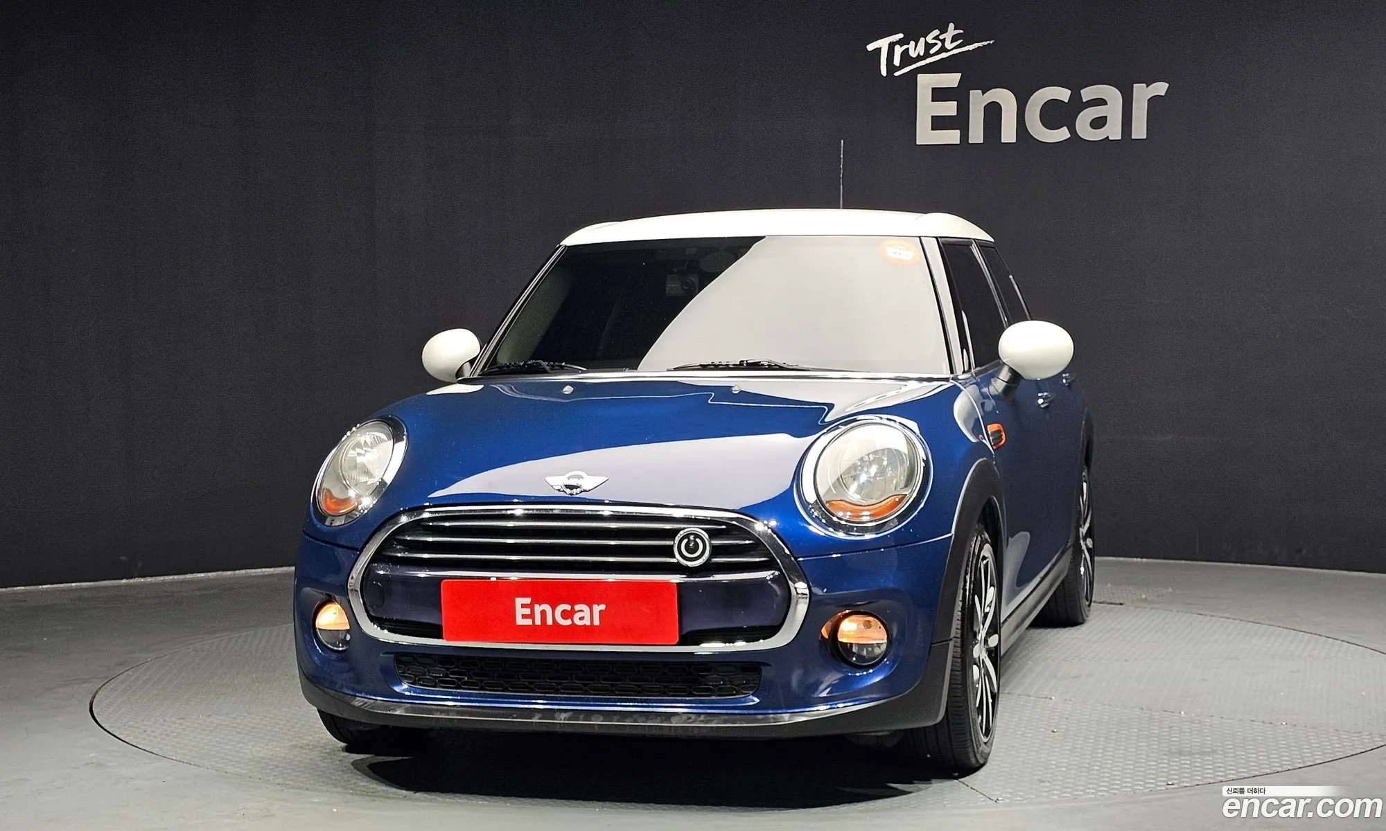 Mini Cooper 2017 WMWXU1100H2G05725 — 3