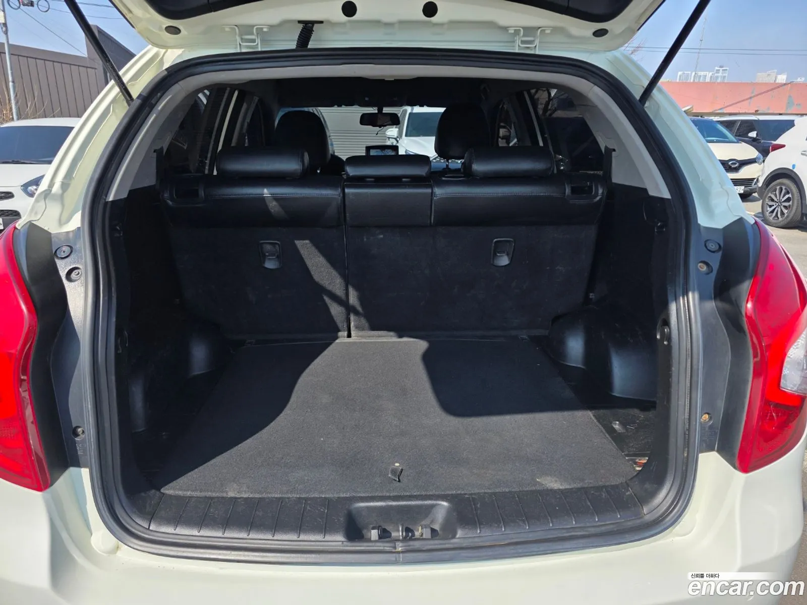 KG Mobility (SsangYong) Korando C 2015 — 11