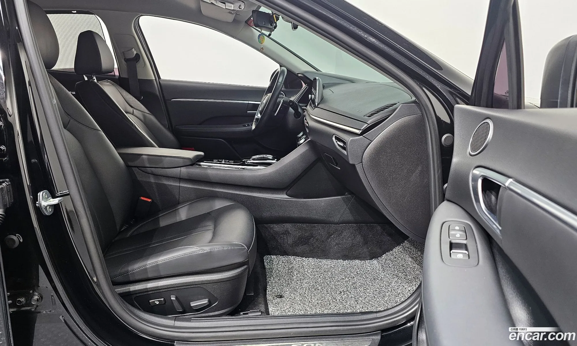 Hyundai Sonata 2020 — 19