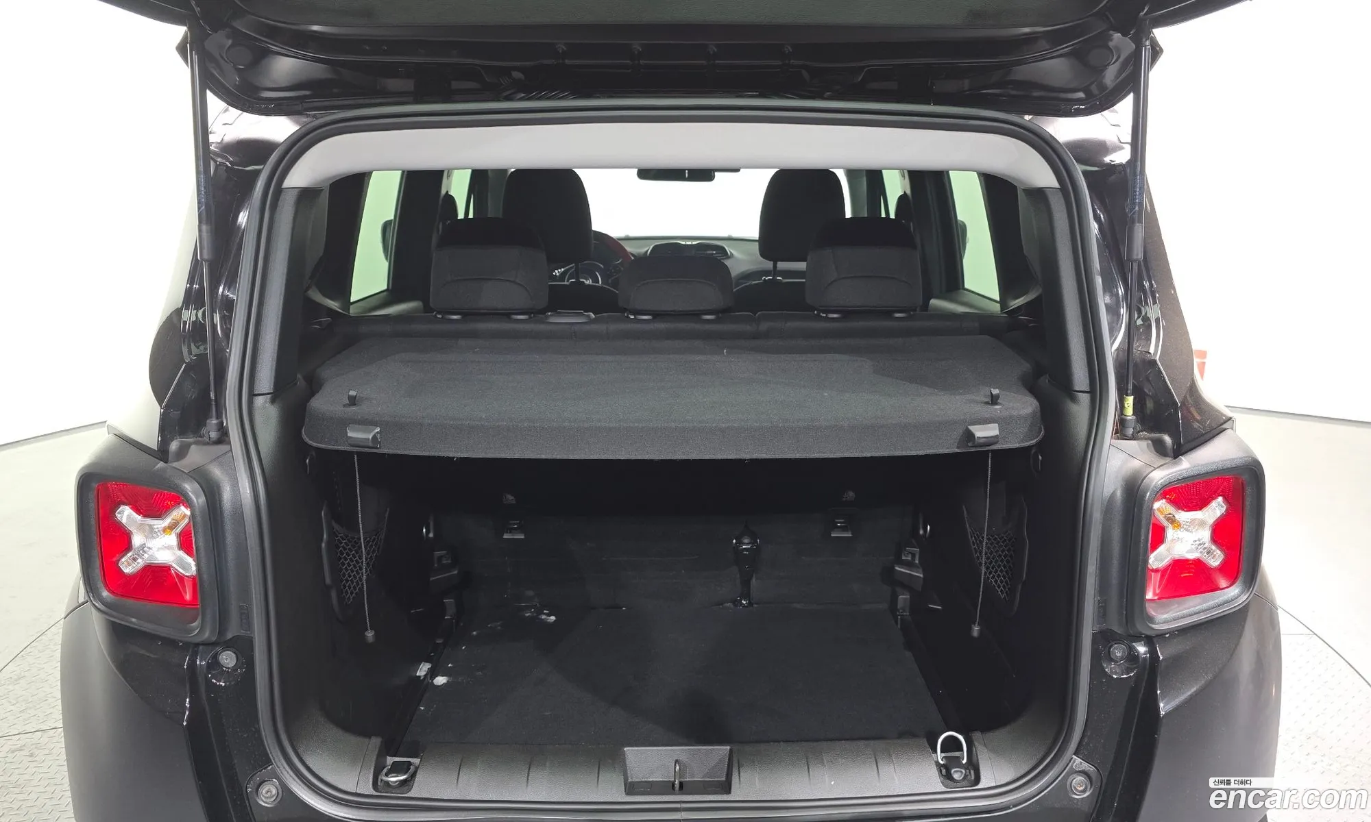 Jeep Renegade 2017 1C4BU0000HPF46678 — 4