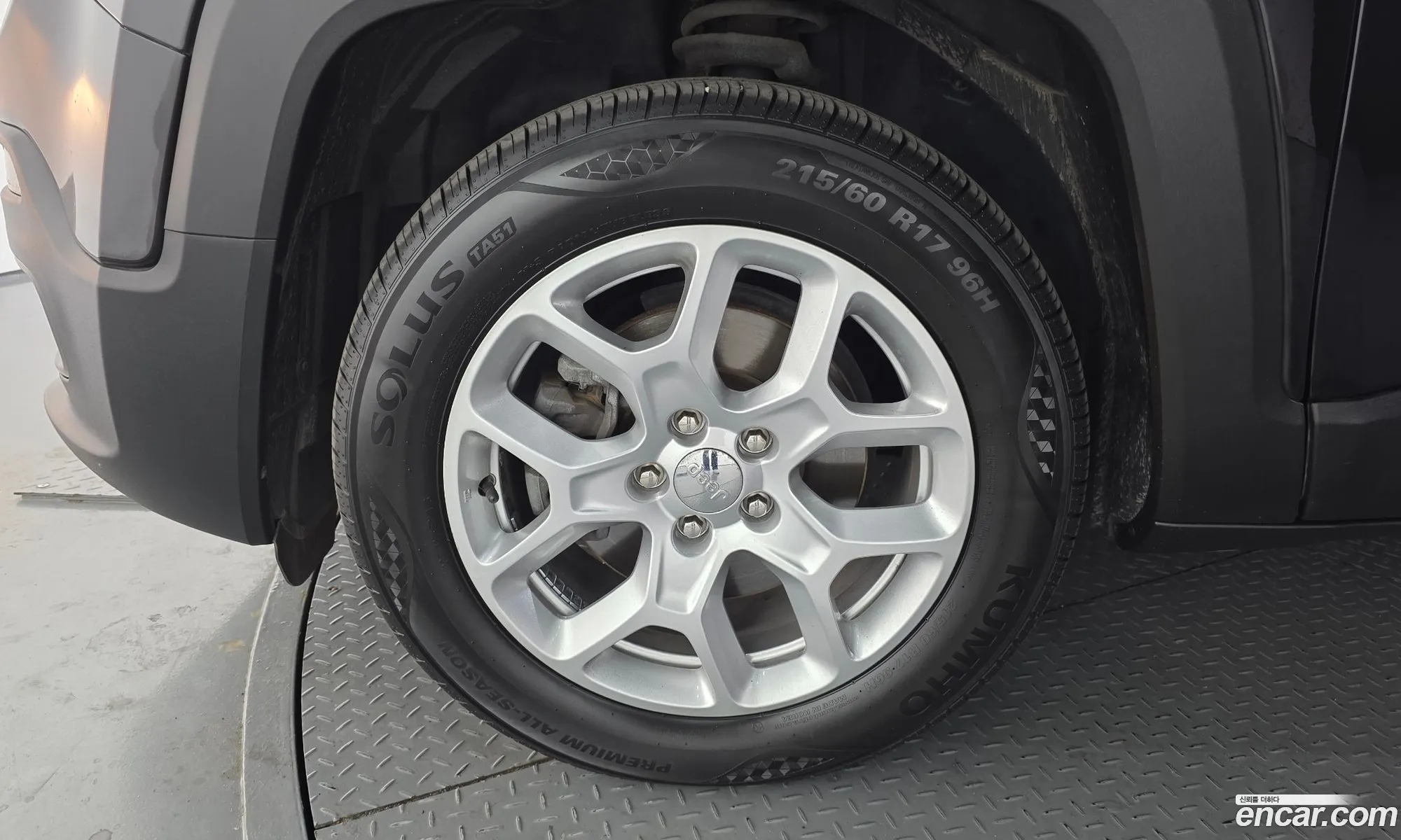 Jeep Renegade 2017 1C4BU0000HPF46678 — 13