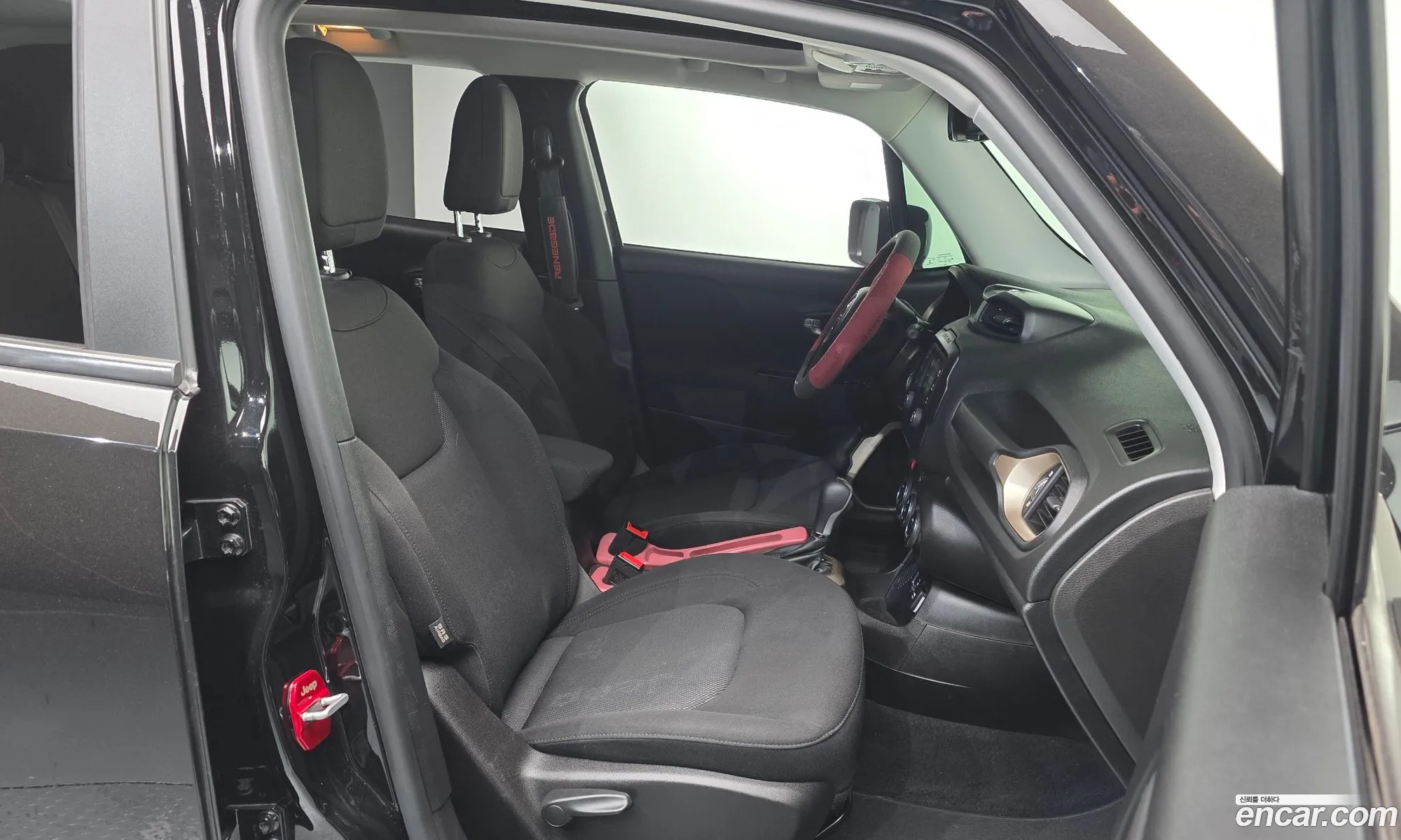 Jeep Renegade 2017 1C4BU0000HPF46678 — 17