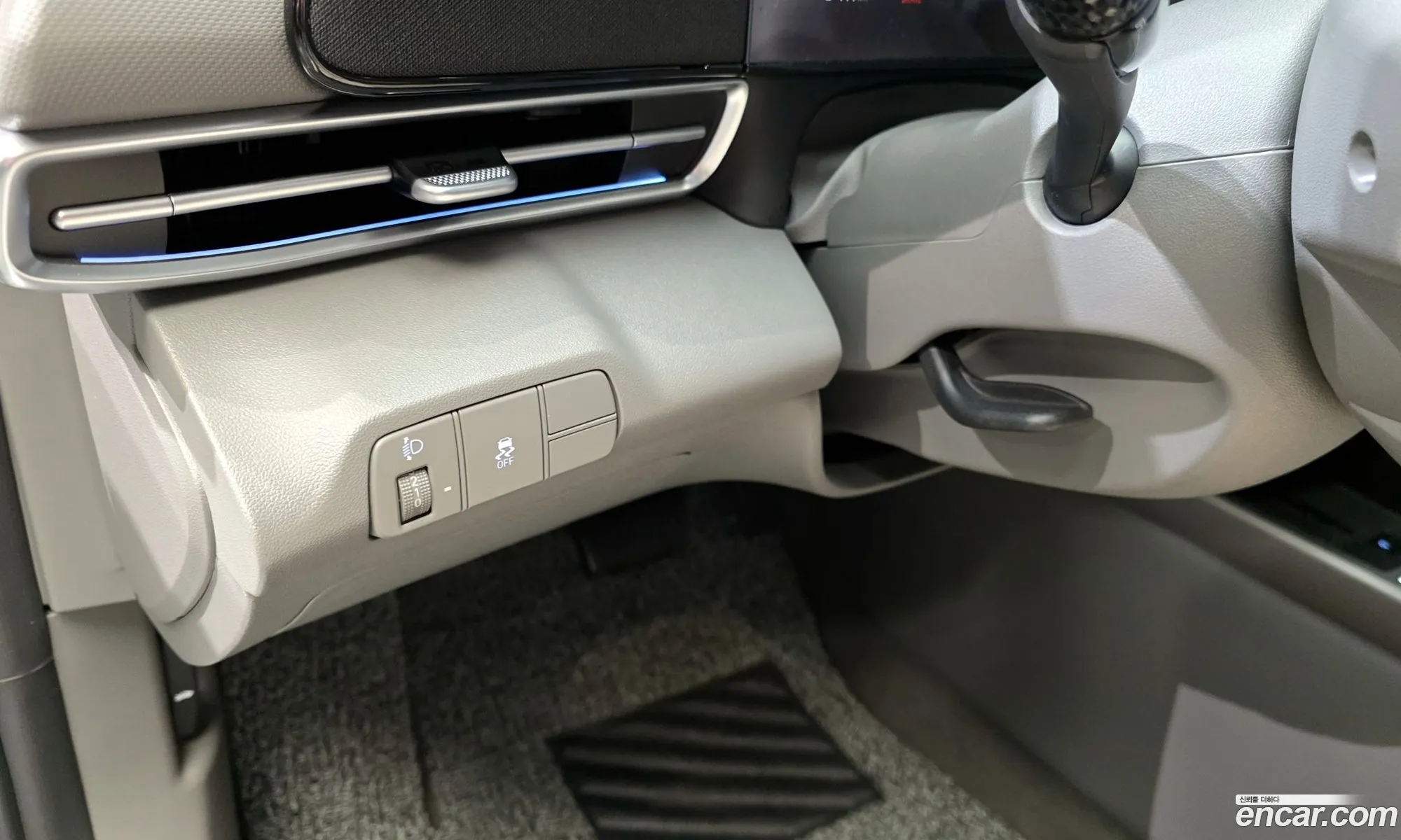 Hyundai Elantra 2024 — 4