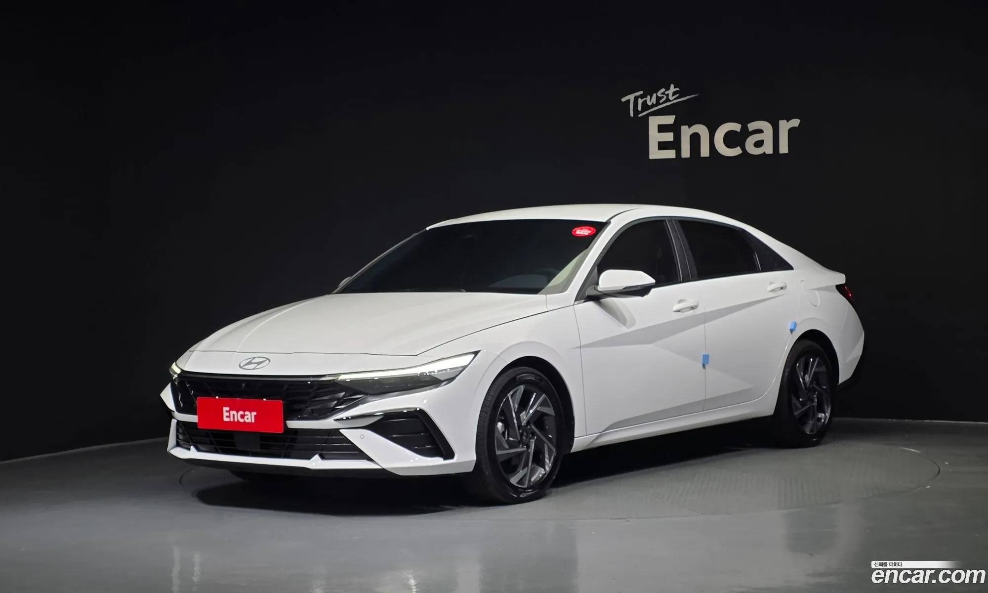 Hyundai Elantra 2024 — 20