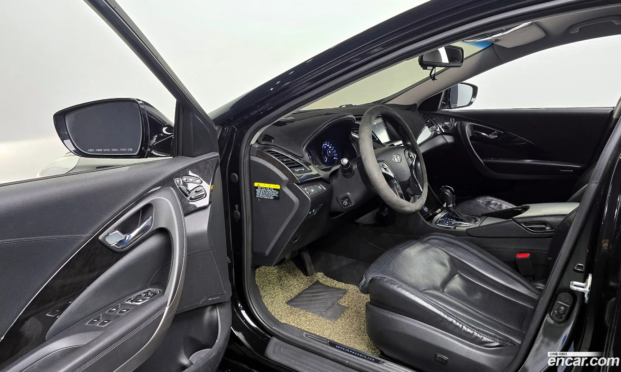 Hyundai Grandeur HG 2014 — 20