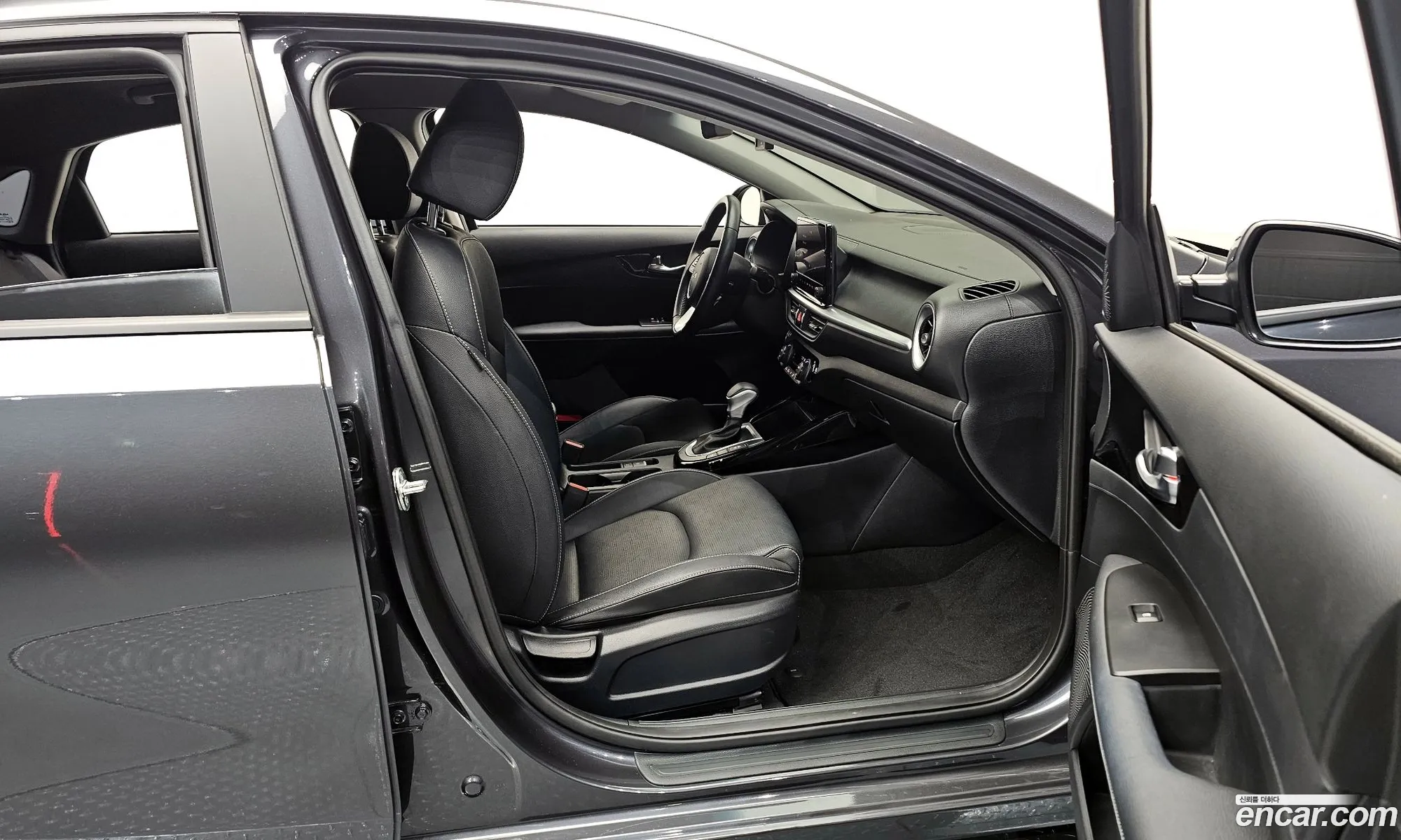 Kia K3 2023 — 20