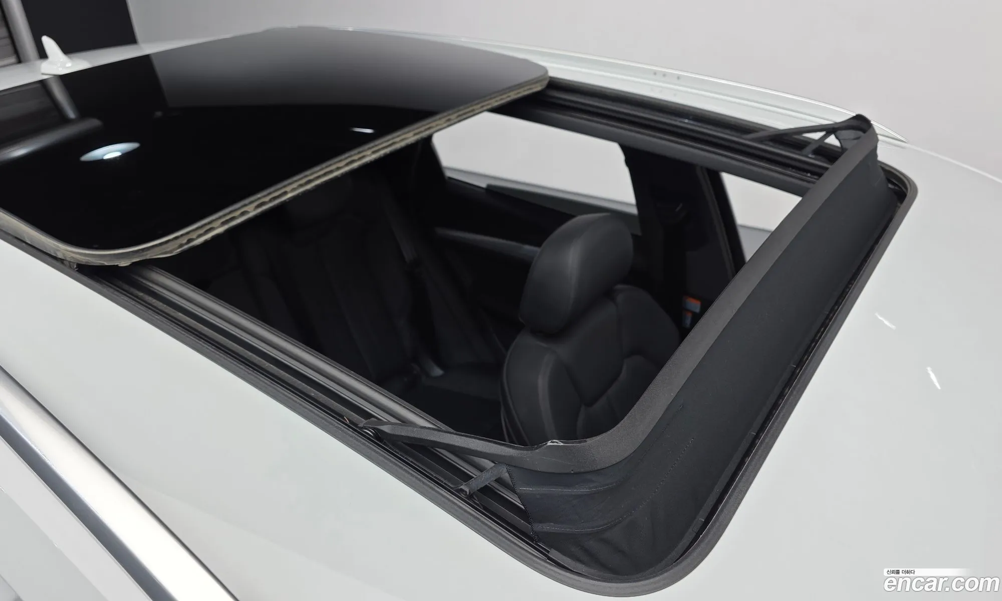 Audi Q5 2020 WAUZZZFY0L2085331 — 19