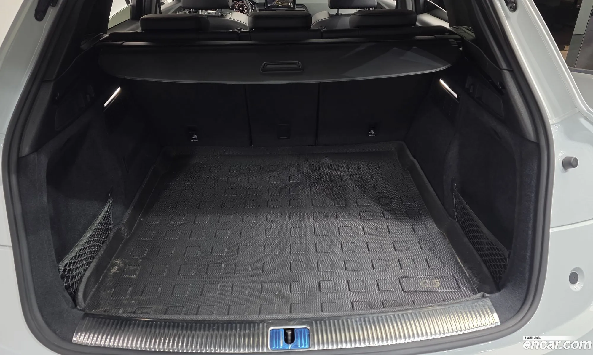 Audi Q5 2020 WAUZZZFY0L2085331 — 12