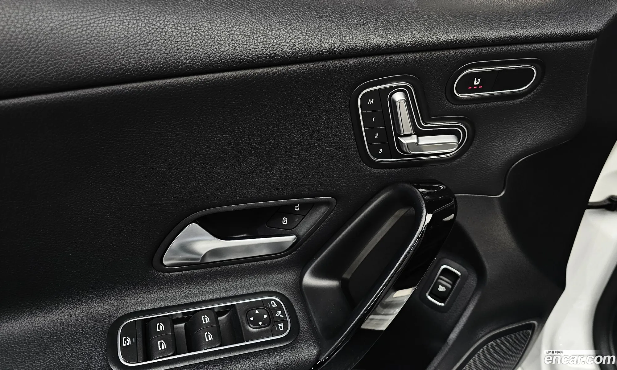 Mercedes-Benz A-Class W177 2020 — 10