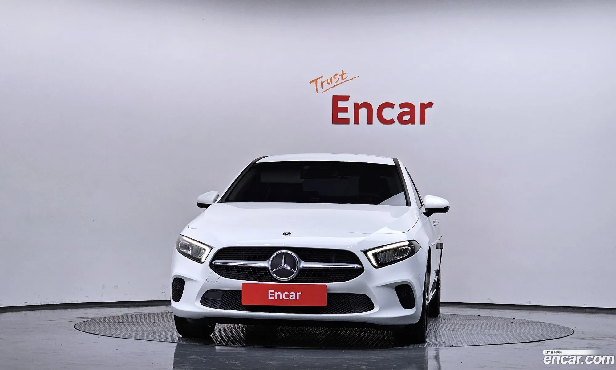Mercedes-Benz A-Class W177 2020 — 18