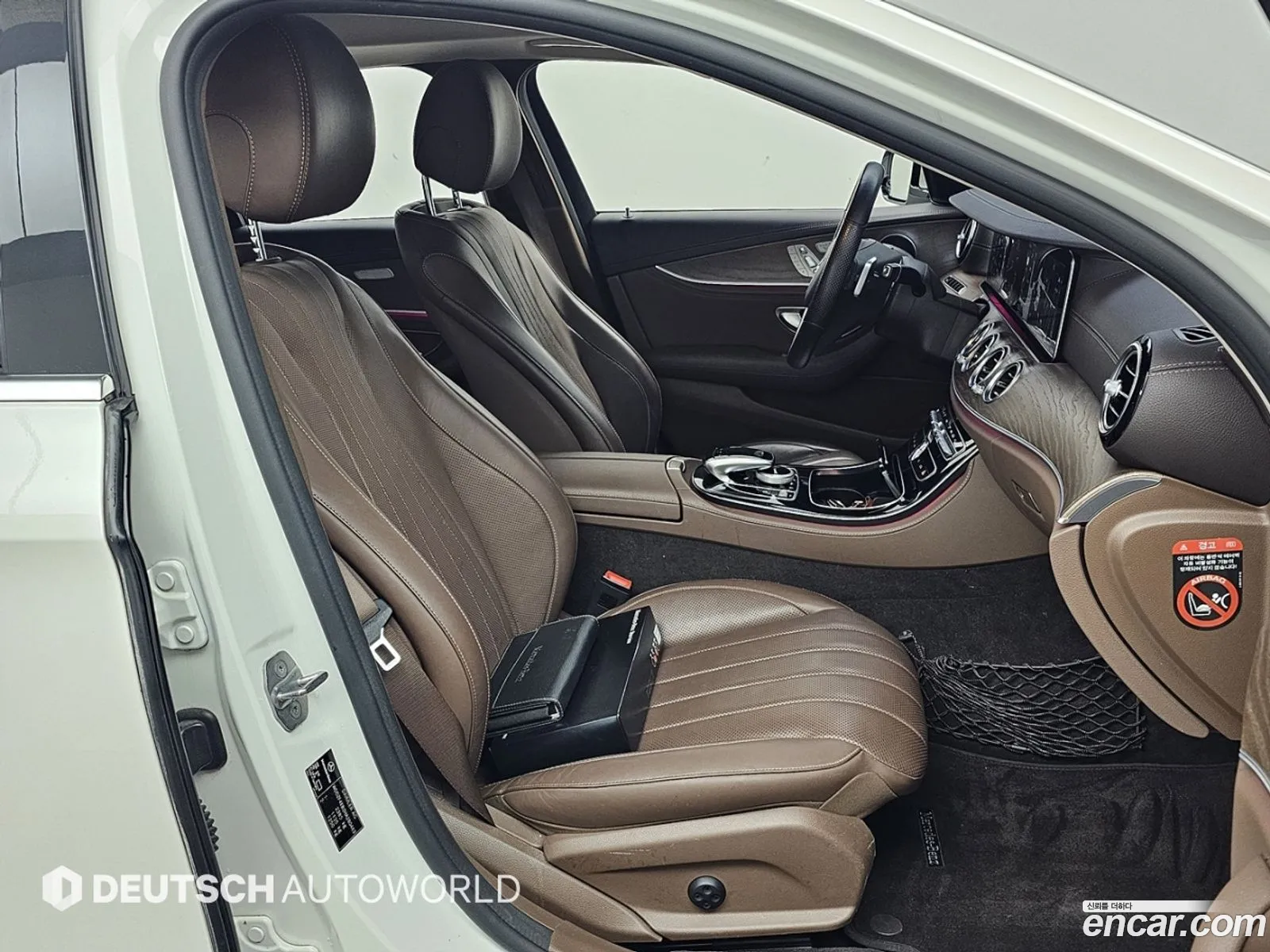 Mercedes-Benz E-Class W213 2017 — 11
