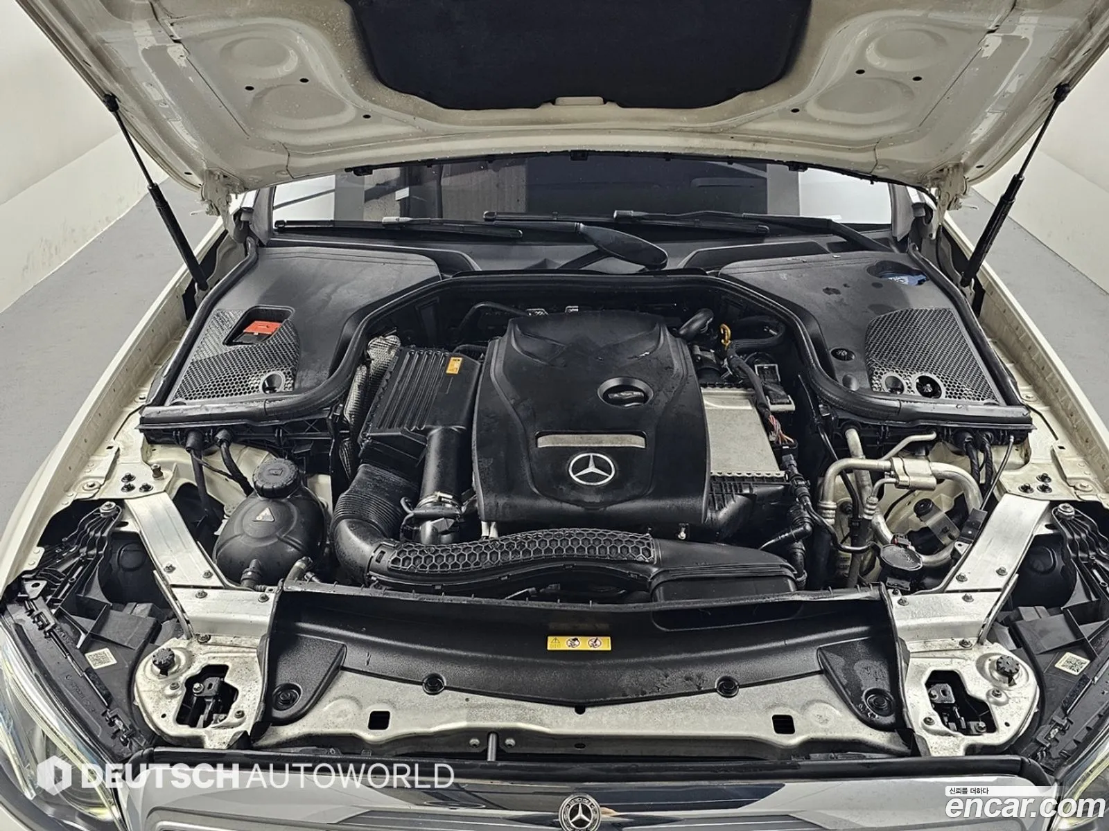 Mercedes-Benz E-Class W213 2017 — 12