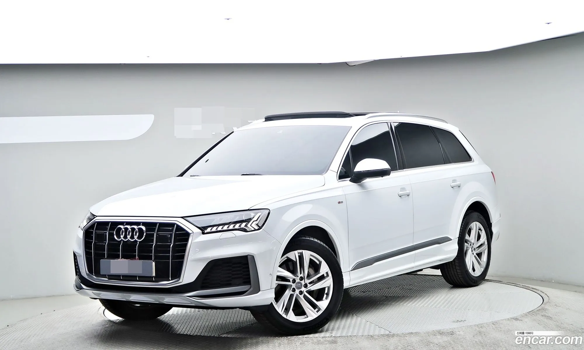 Audi Q7 2021 — 18