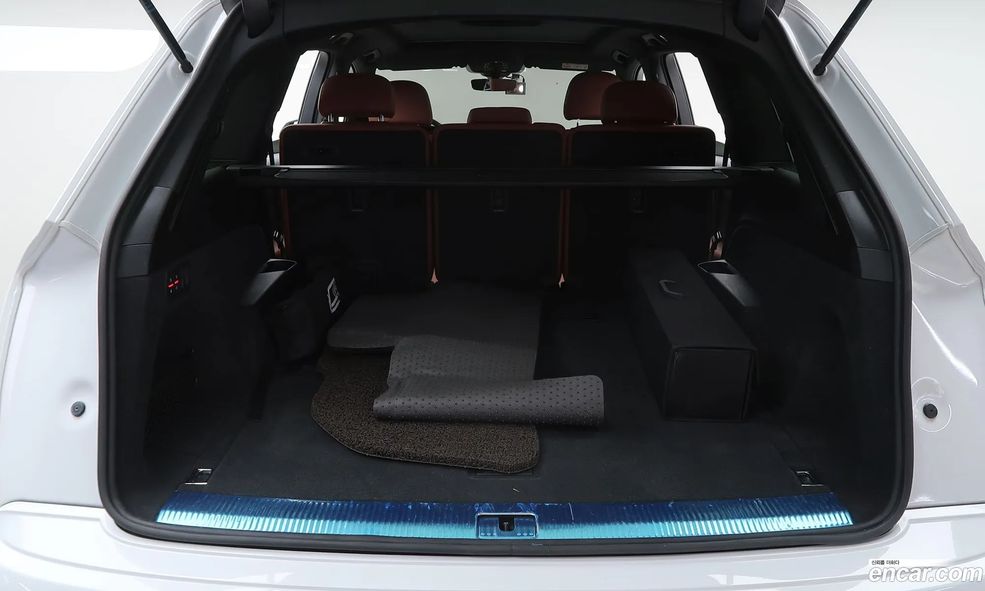 Audi Q7 2021 — 4