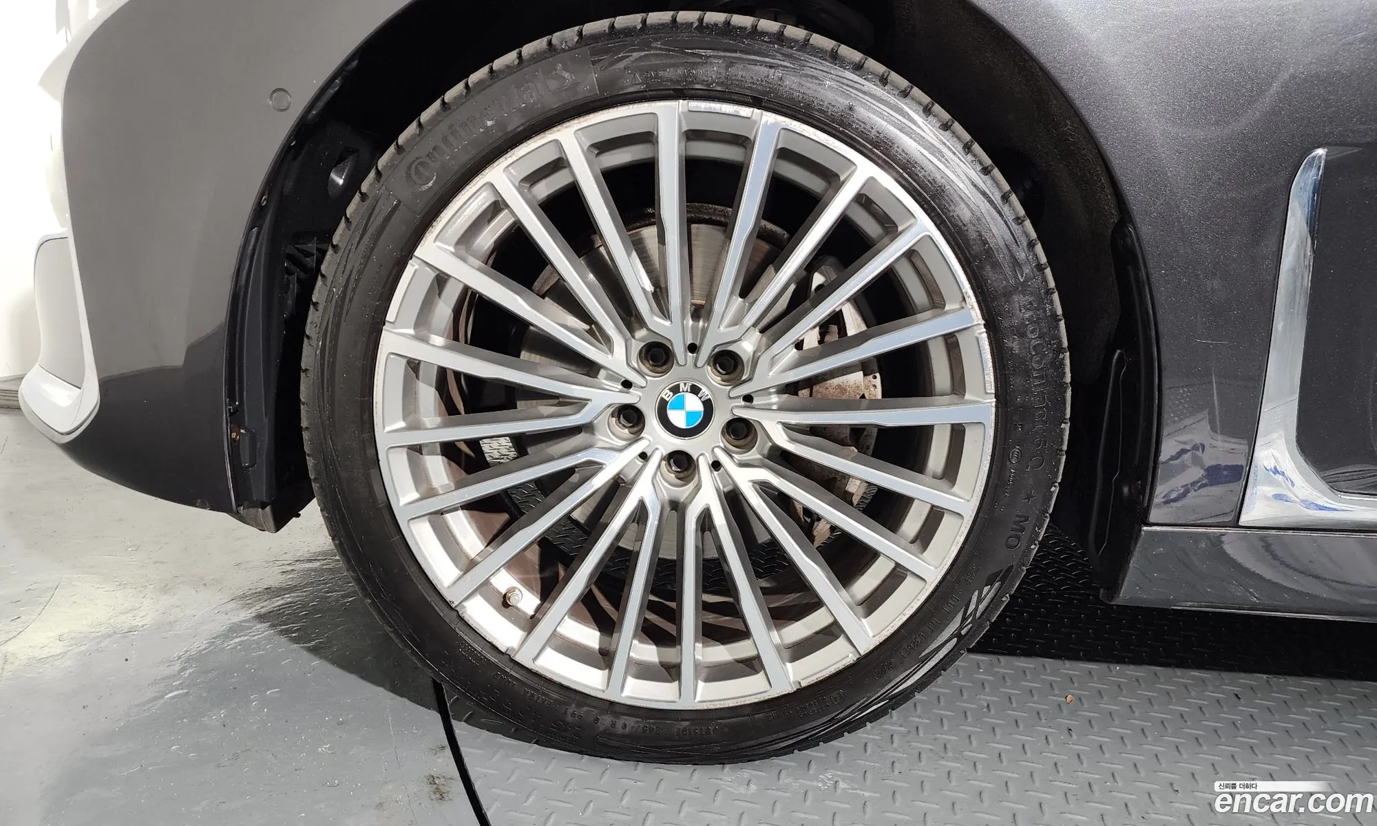 BMW 7 Series 2021 WBA7B8100MCG51395 — 18