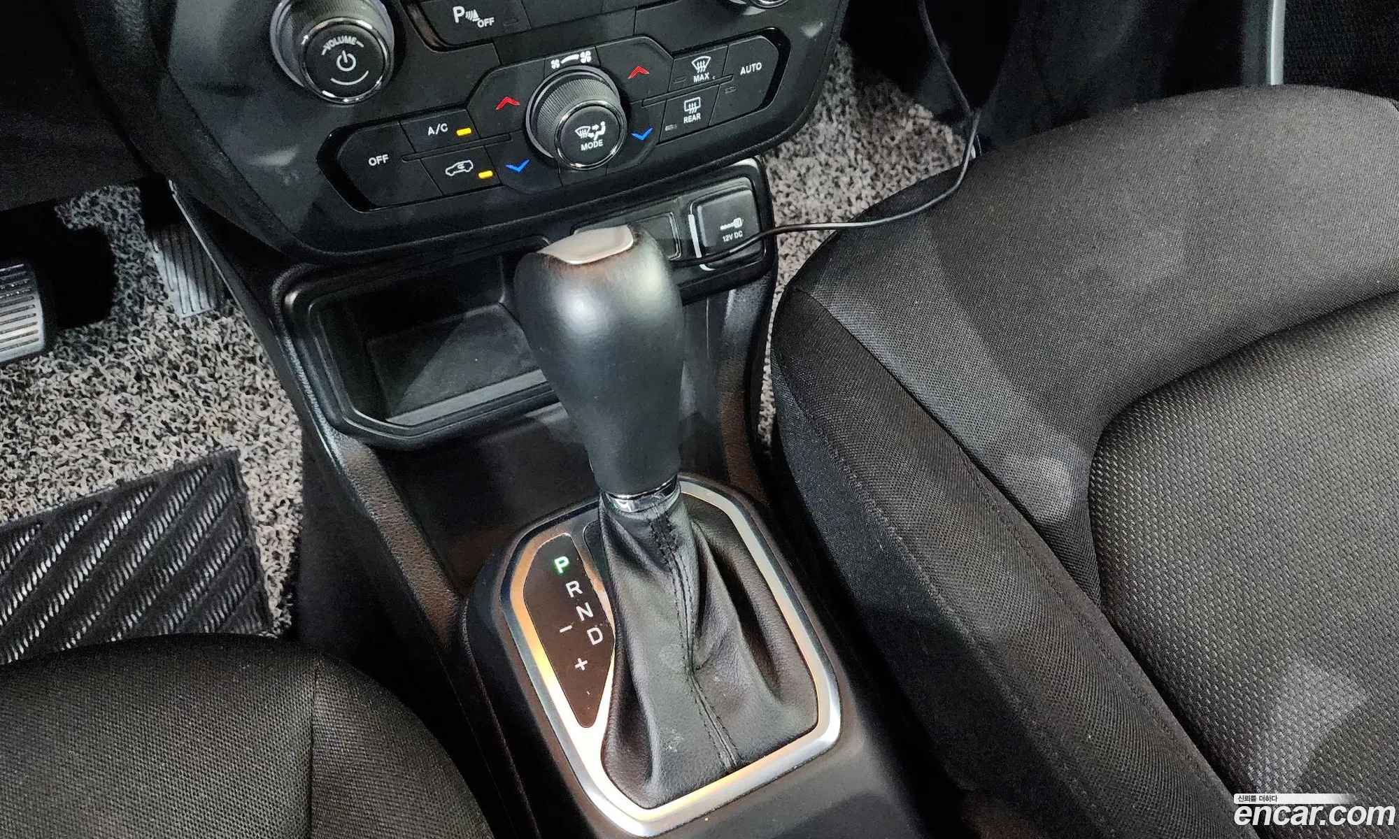 Jeep Renegade 2018 1C4BU000 — 3