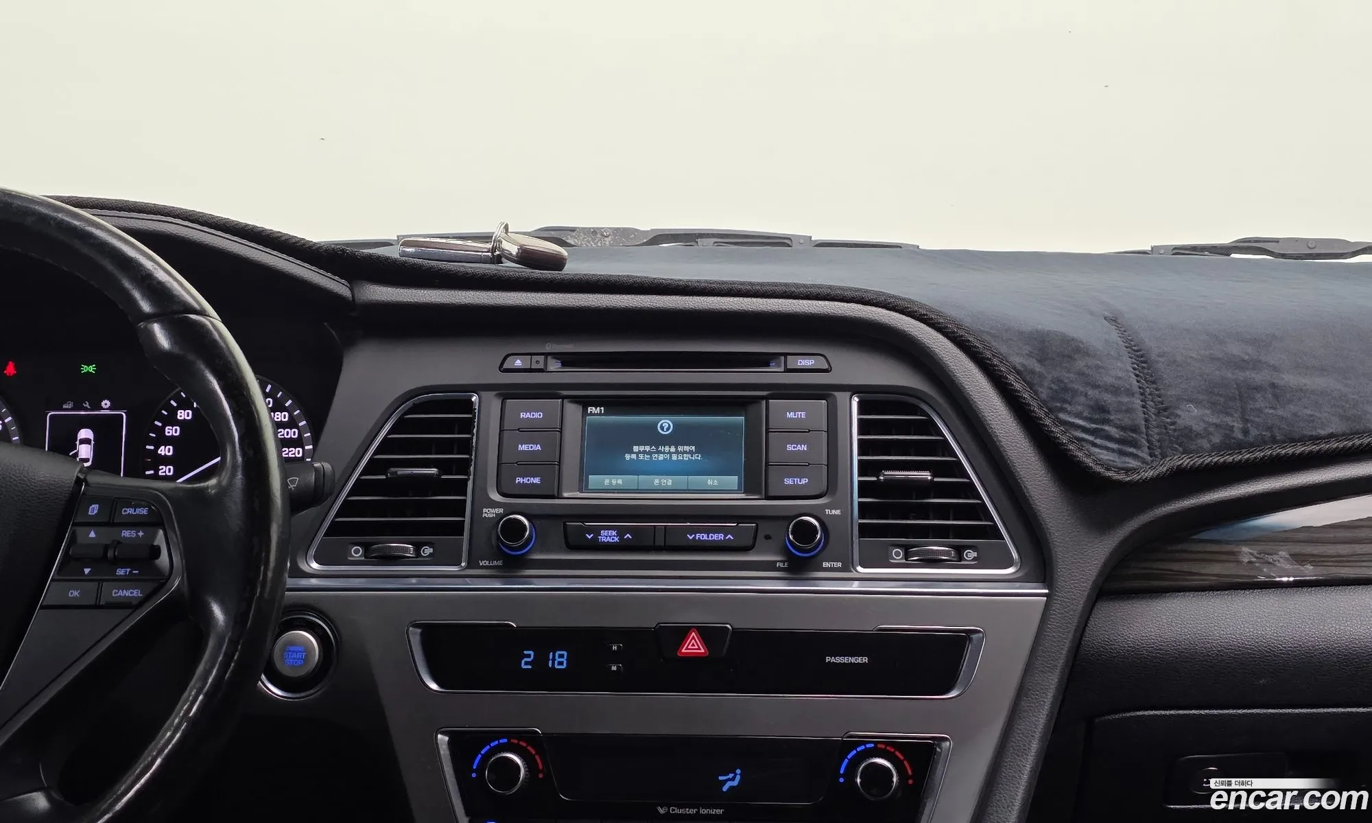 Hyundai LF Sonata 2014 — 10