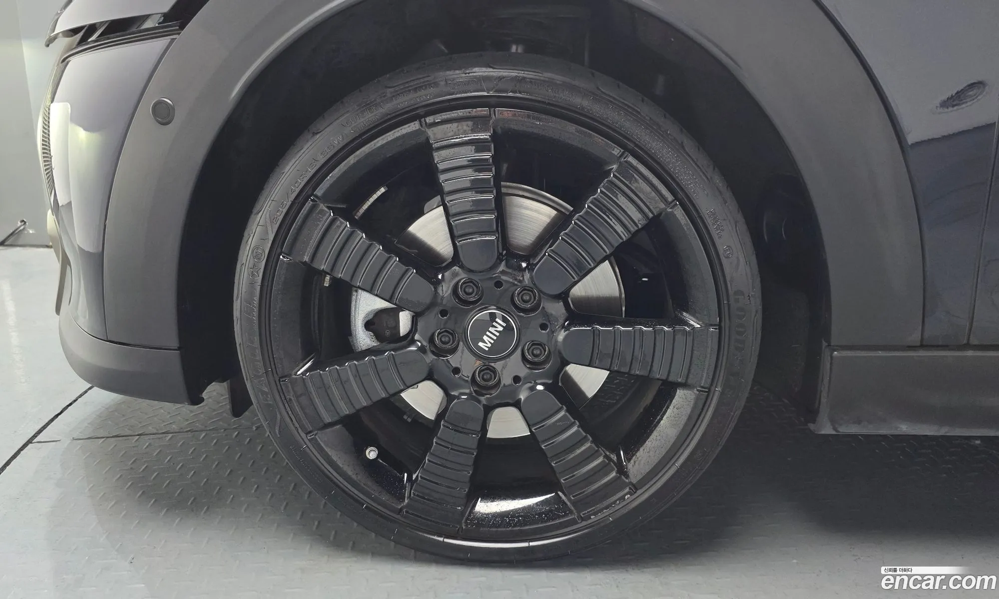 Mini Cooper S 2023 WMW61DK09P2U26471 — 20