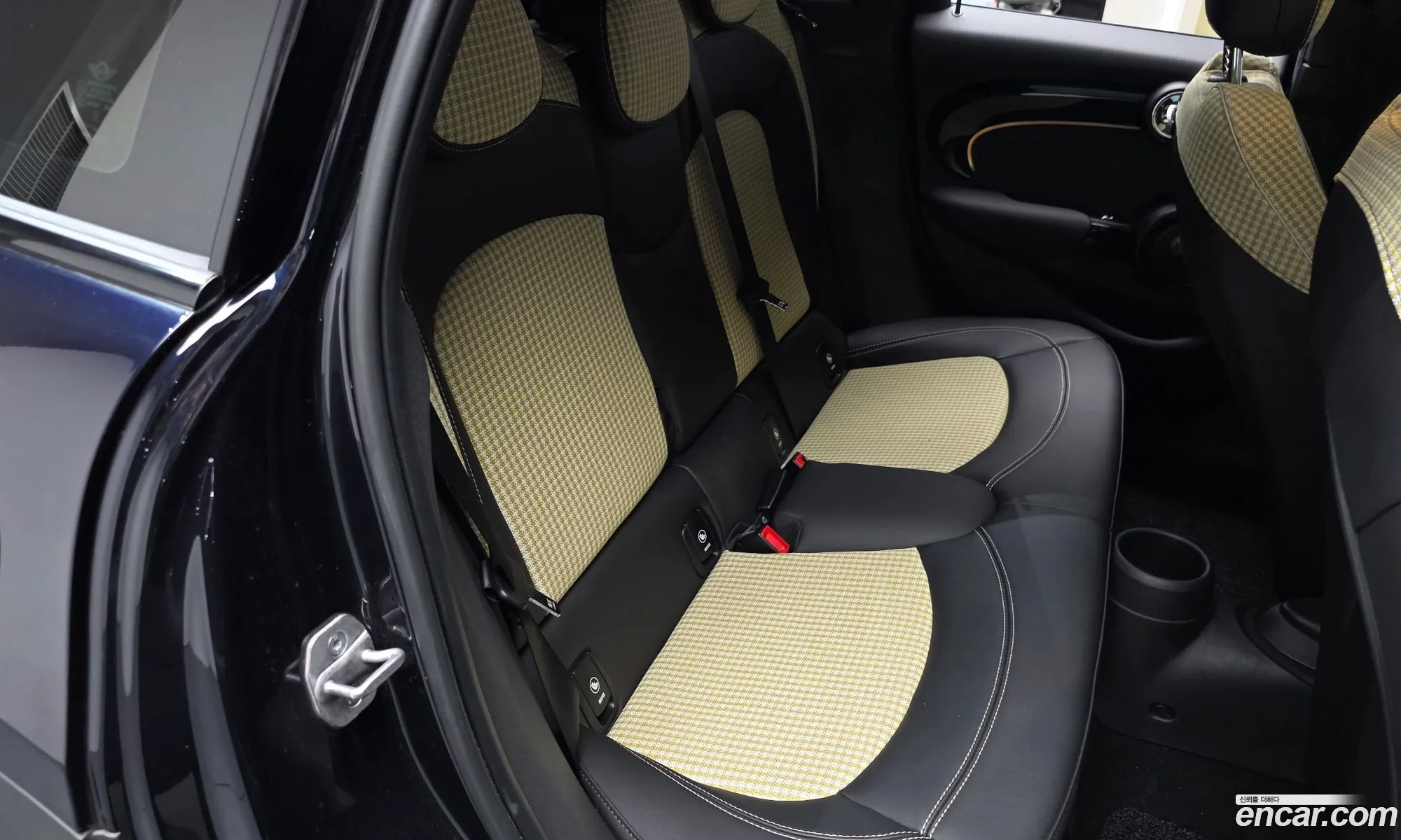 Mini Cooper S 2023 WMW61DK09P2U26471 — 2