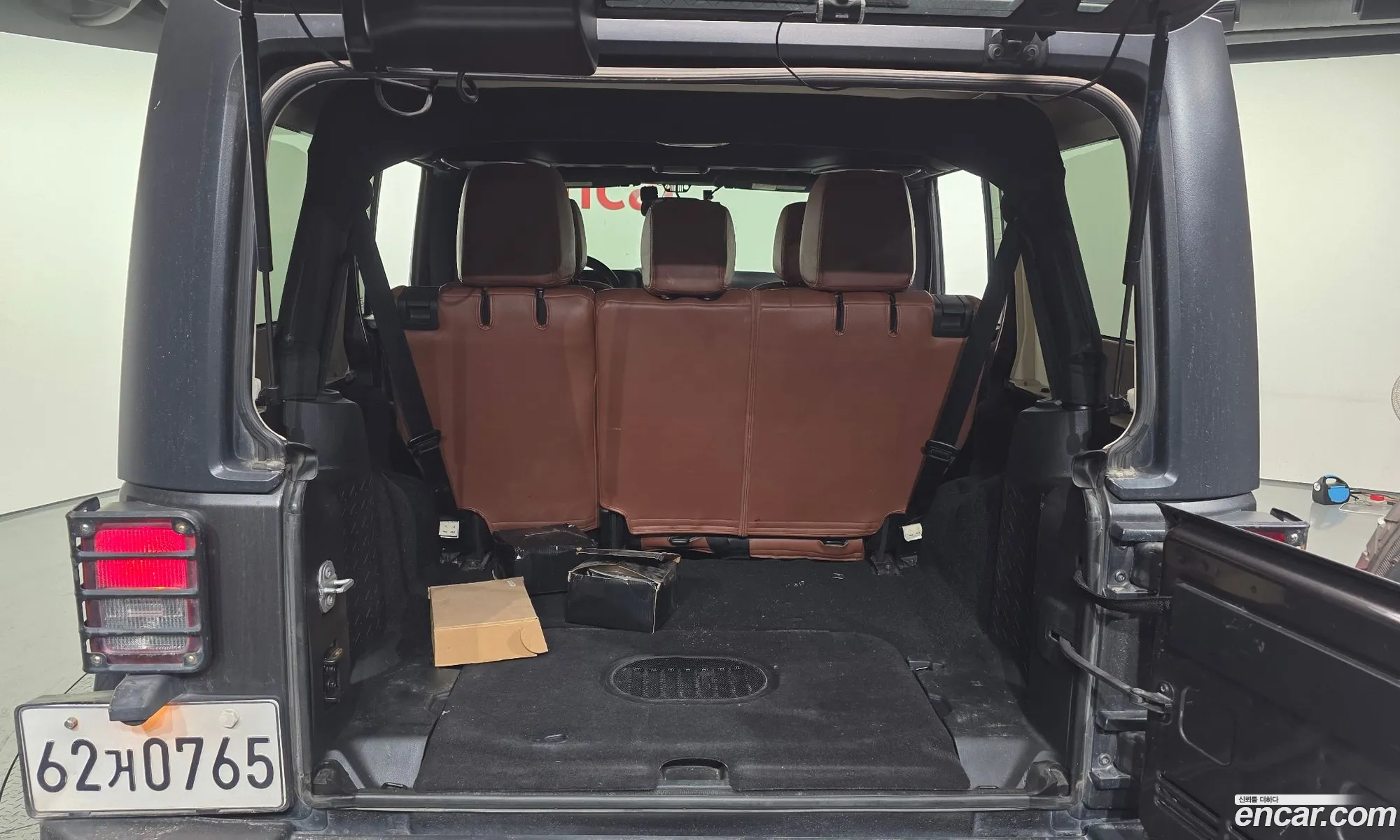 Jeep Wrangler 2016 1C4HJWFG4GL275600 — 17