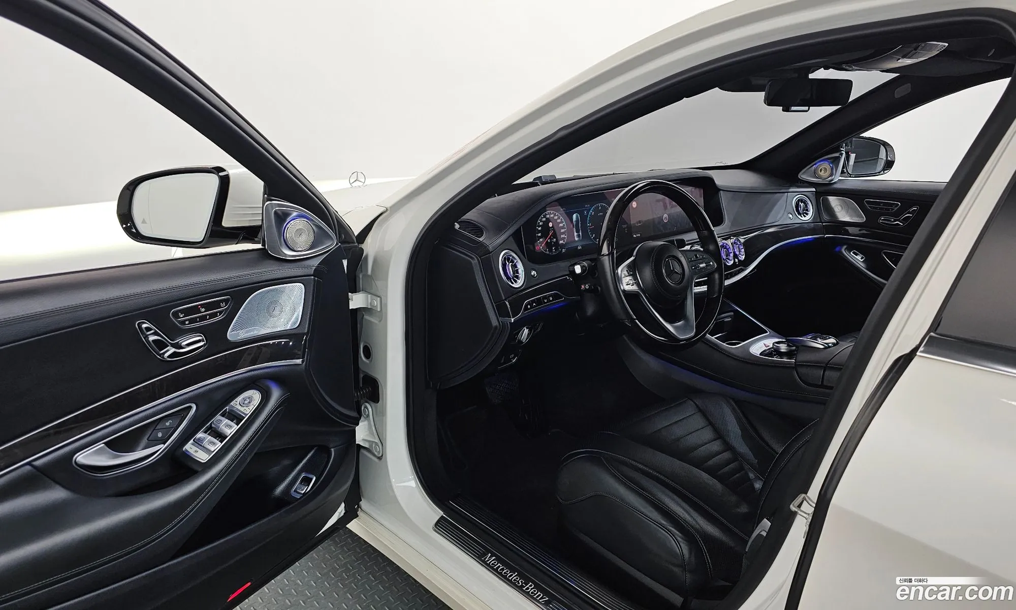 Mercedes-Benz S-Class W222 2018 WDDUG3FB6JA353738 — 4