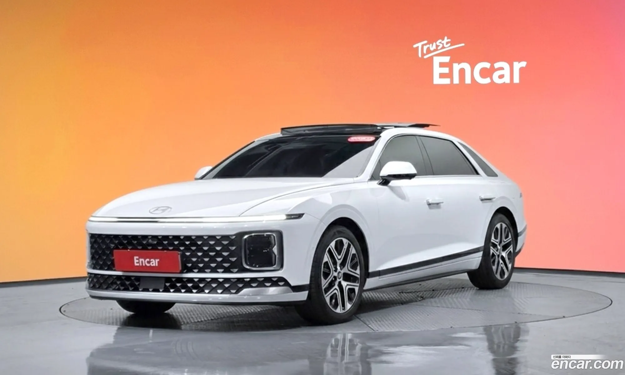 Hyundai Grandeur Hybrid 2023 — 6