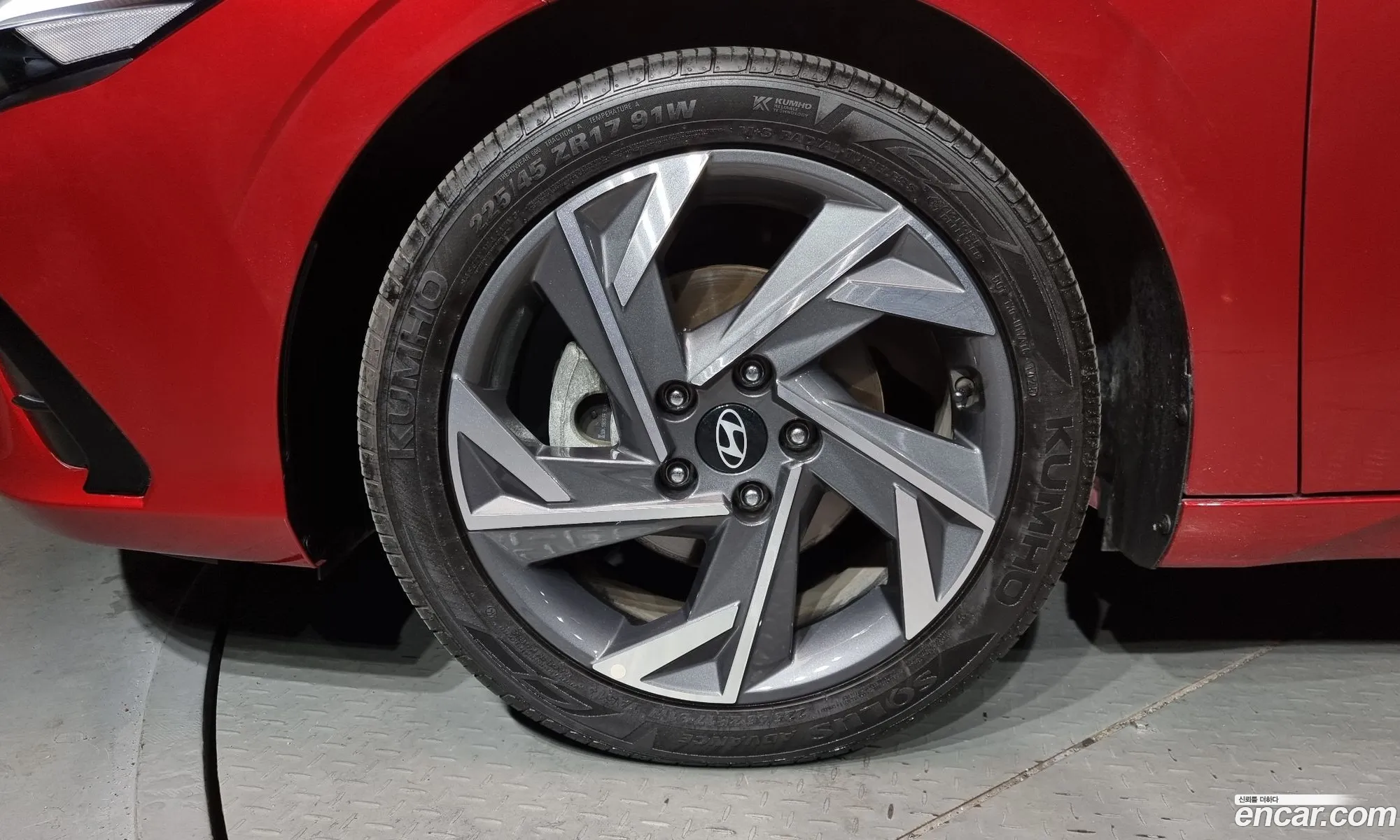 Hyundai Elantra Hybrid 2024 — 15