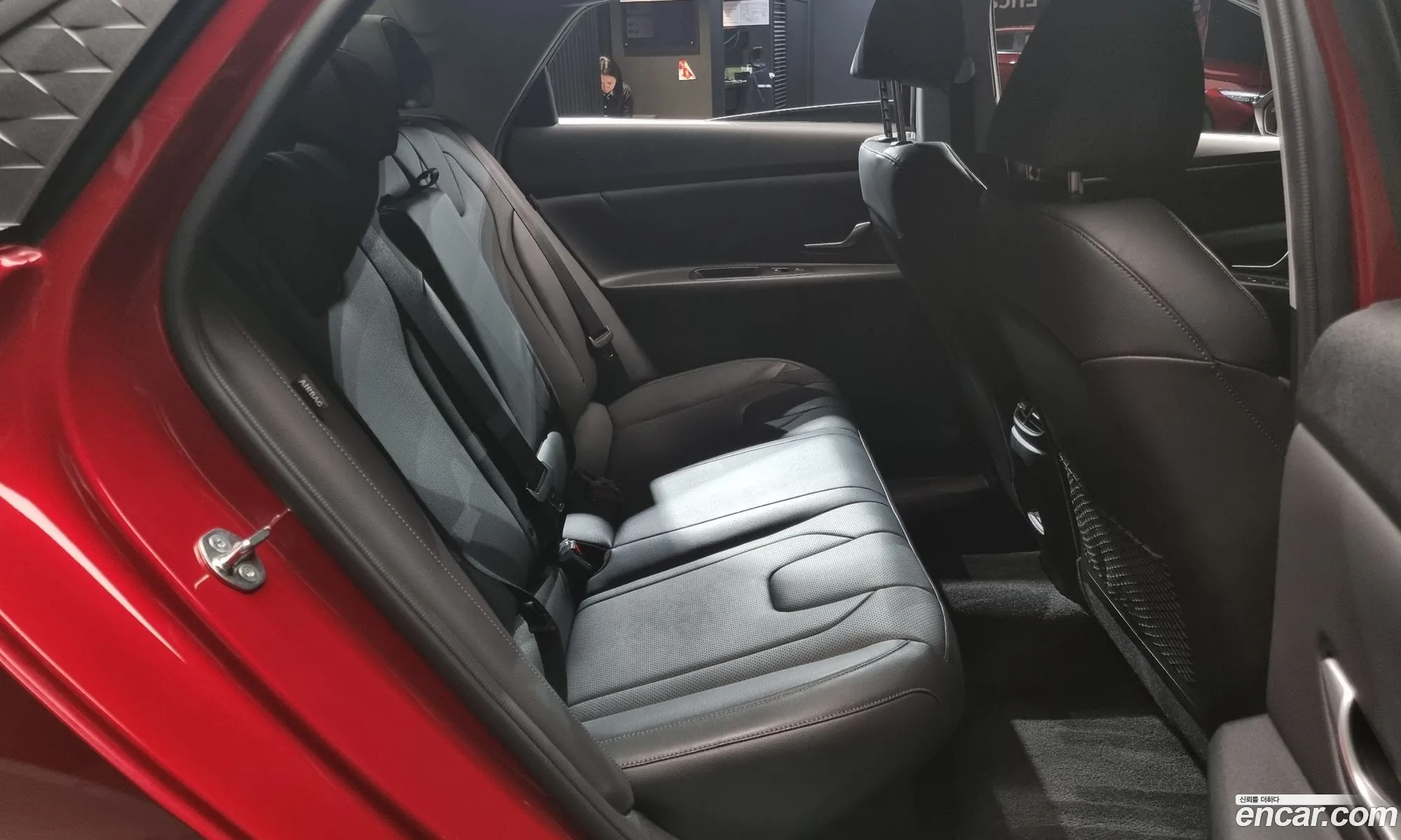 Hyundai Elantra Hybrid 2024 — 5