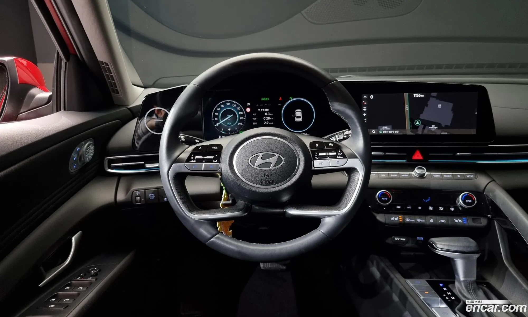 Hyundai Elantra Hybrid 2024 — 4