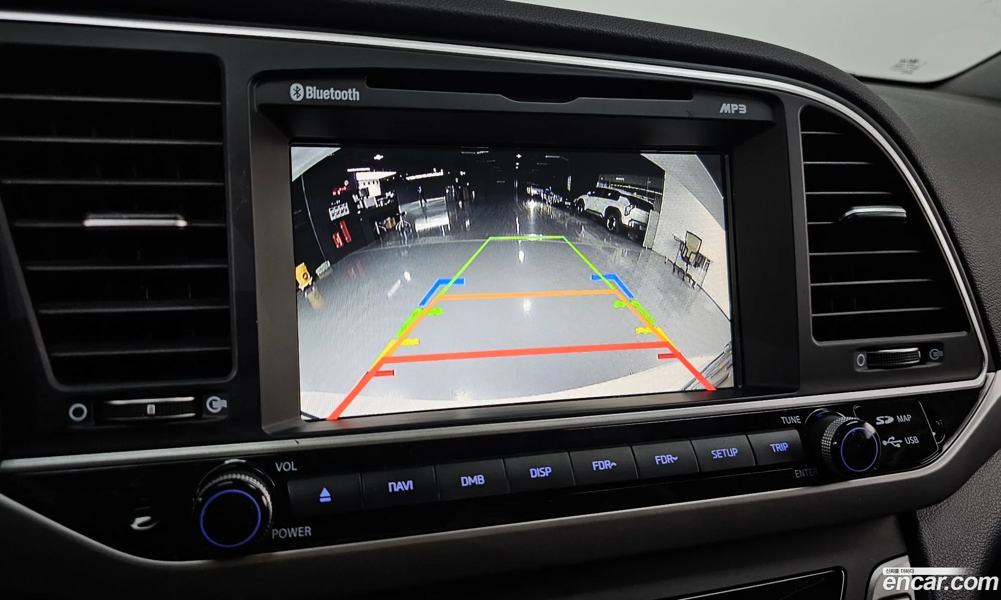 Hyundai Elantra AD 2017 — 6