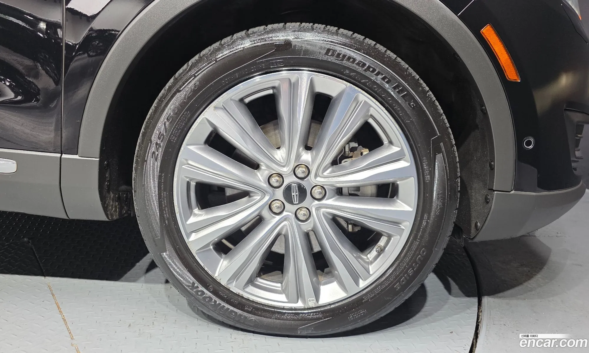 Lincoln MKX 2017 2LMPJ8LP0HBL19640 — 6