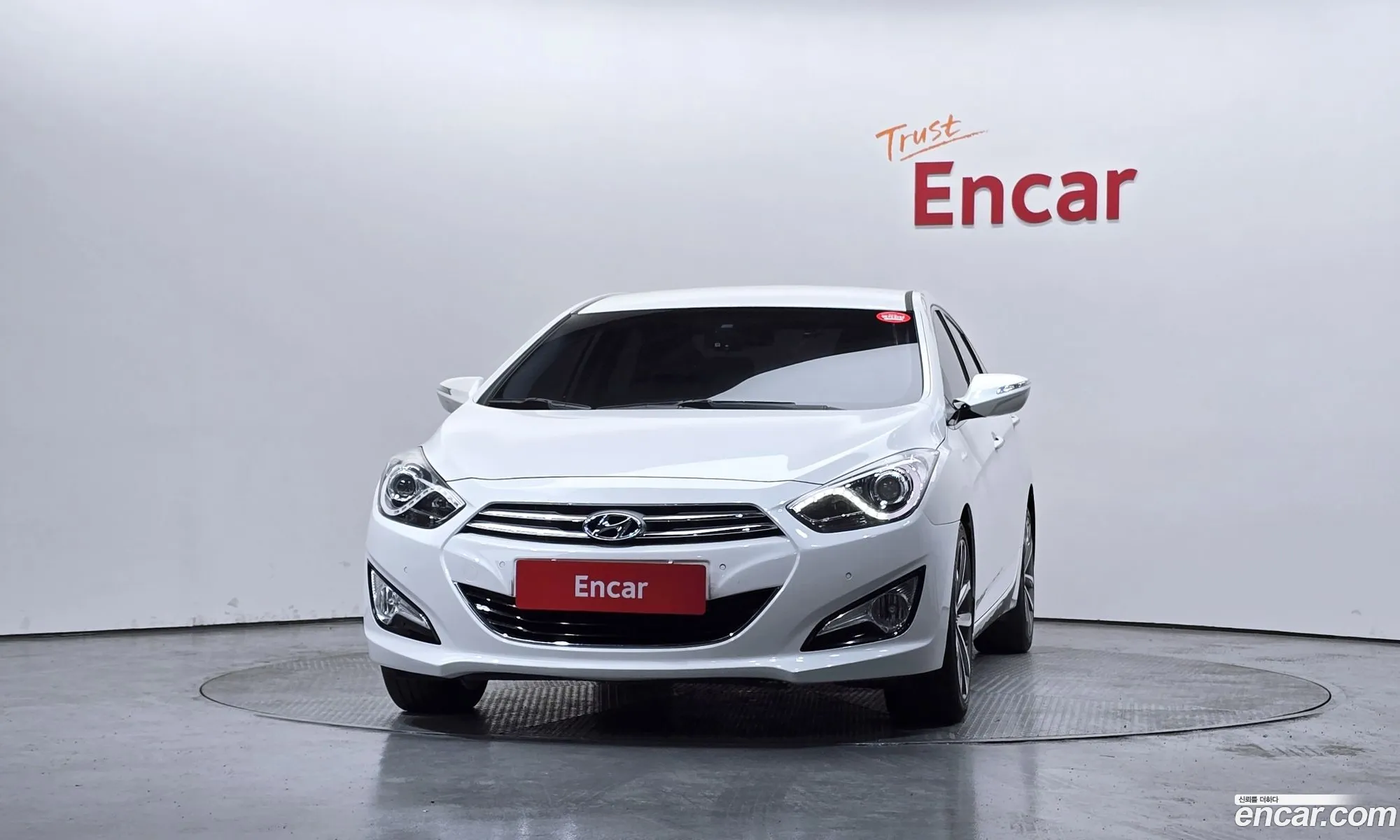 Hyundai i40 Saloon 2014 — 11