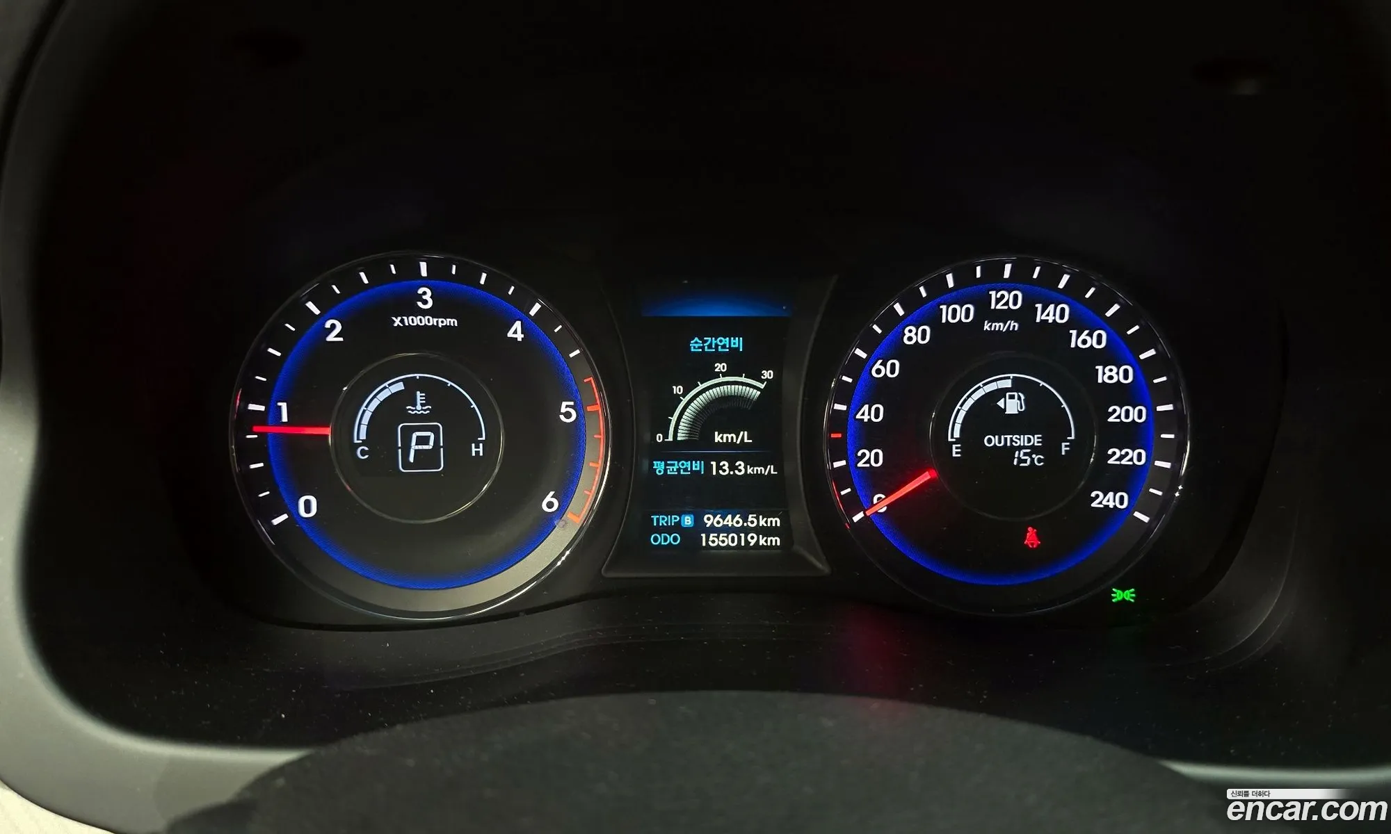 Hyundai i40 Saloon 2014 — 15